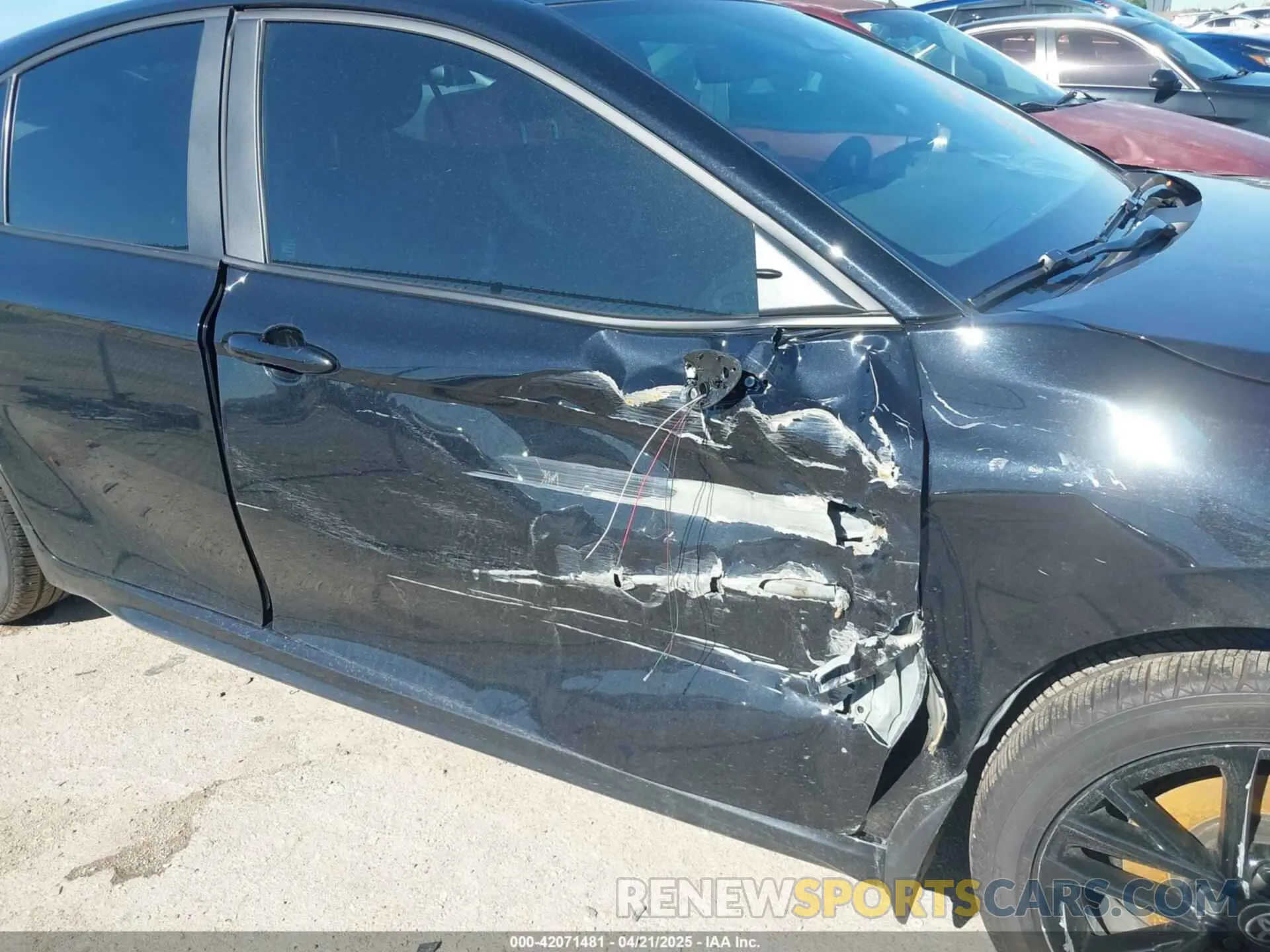 17 Photograph of a damaged car 4T1DAACK5SU060848 TOYOTA CAMRY 2025