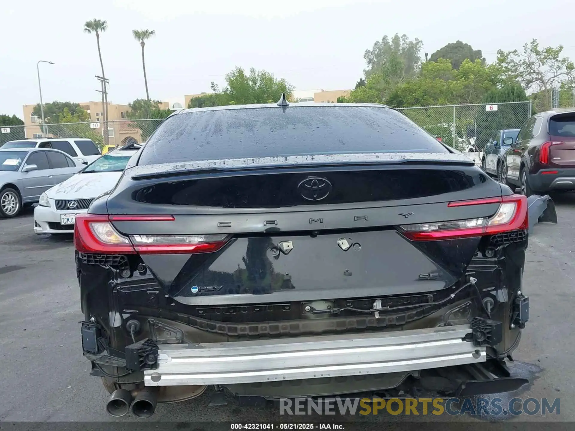 16 Photograph of a damaged car 4T1DAACK5SU063880 TOYOTA CAMRY 2025