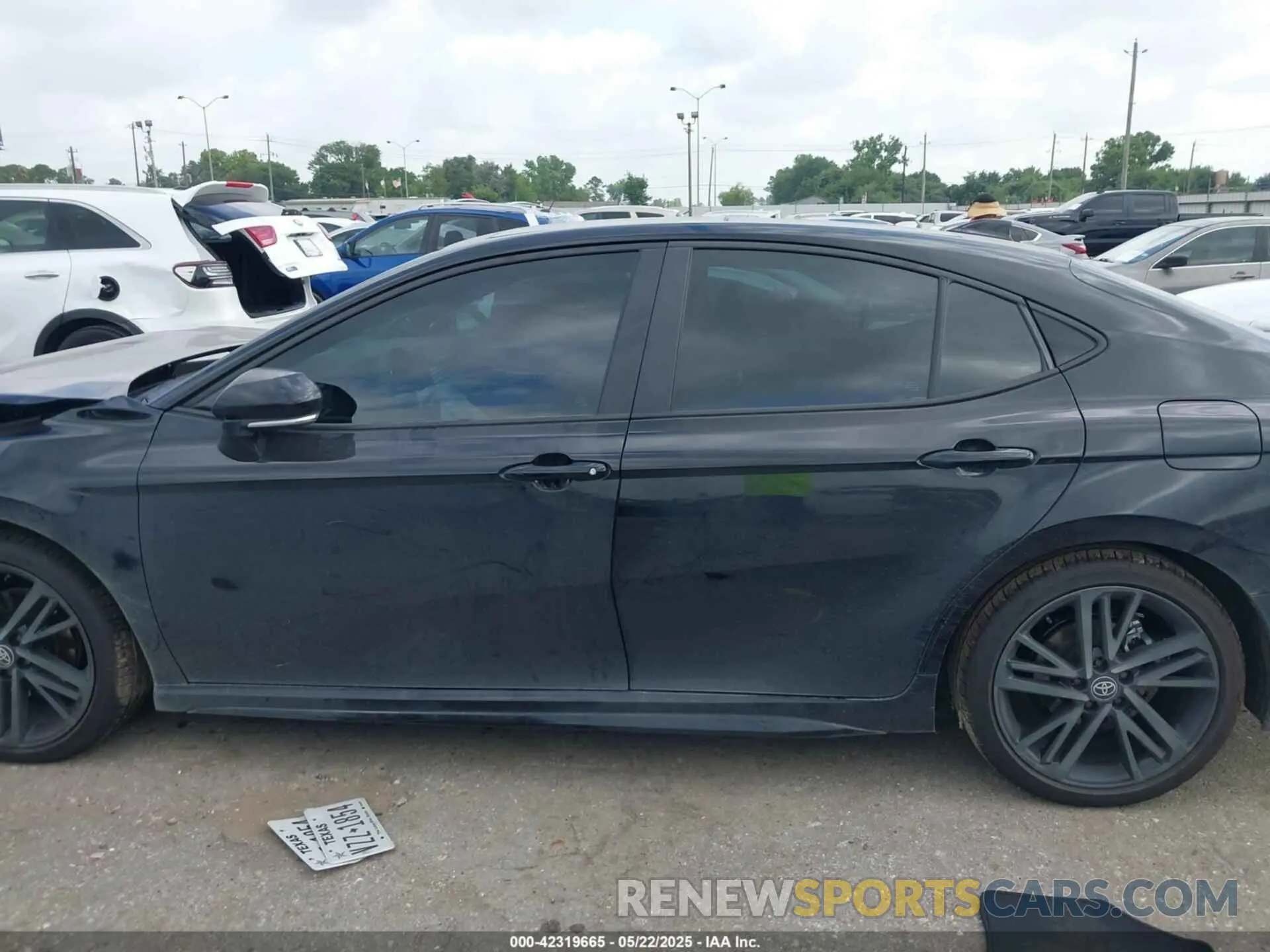 14 Photograph of a damaged car 4T1DAACK5SU085426 TOYOTA CAMRY 2025