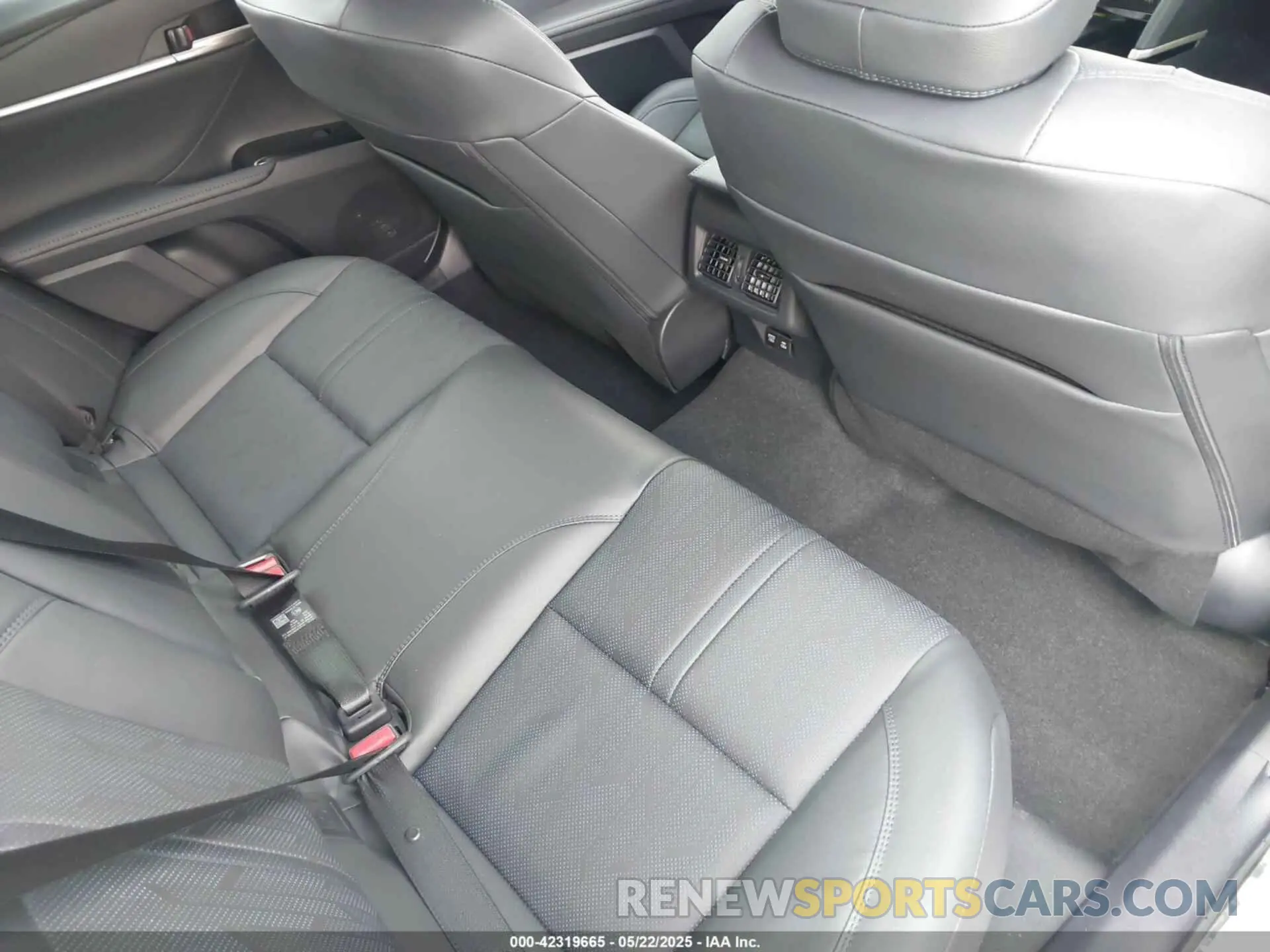 8 Photograph of a damaged car 4T1DAACK5SU085426 TOYOTA CAMRY 2025