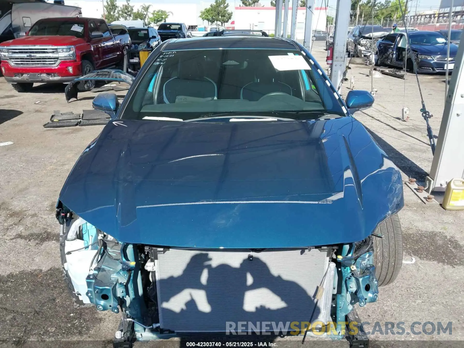 13 Photograph of a damaged car 4T1DAACK5SU090304 TOYOTA CAMRY 2025