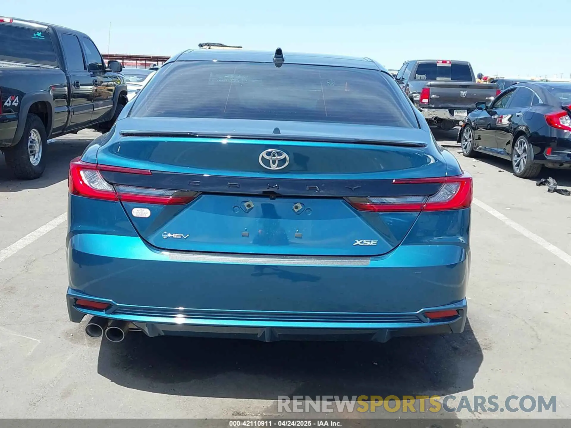 16 Photograph of a damaged car 4T1DAACK5SU097995 TOYOTA CAMRY 2025