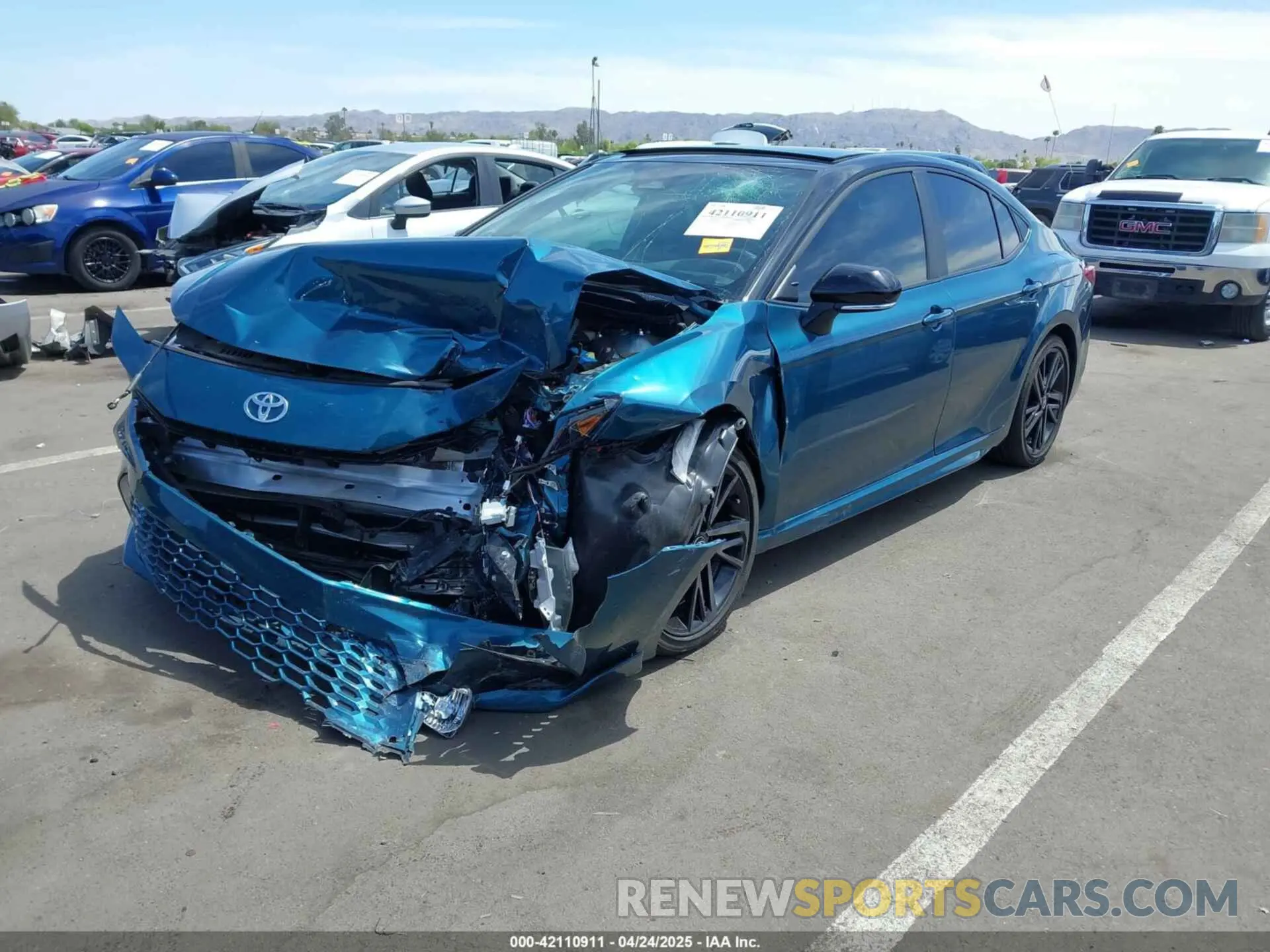 2 Photograph of a damaged car 4T1DAACK5SU097995 TOYOTA CAMRY 2025