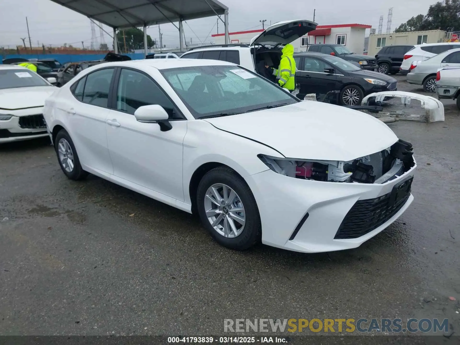 1 Photograph of a damaged car 4T1DAACK5SU107117 TOYOTA CAMRY 2025