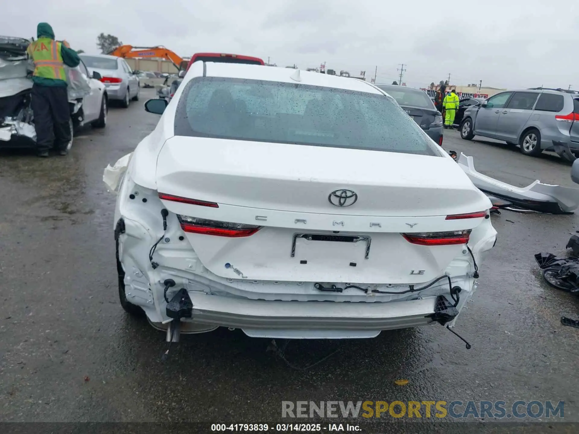 17 Photograph of a damaged car 4T1DAACK5SU107117 TOYOTA CAMRY 2025