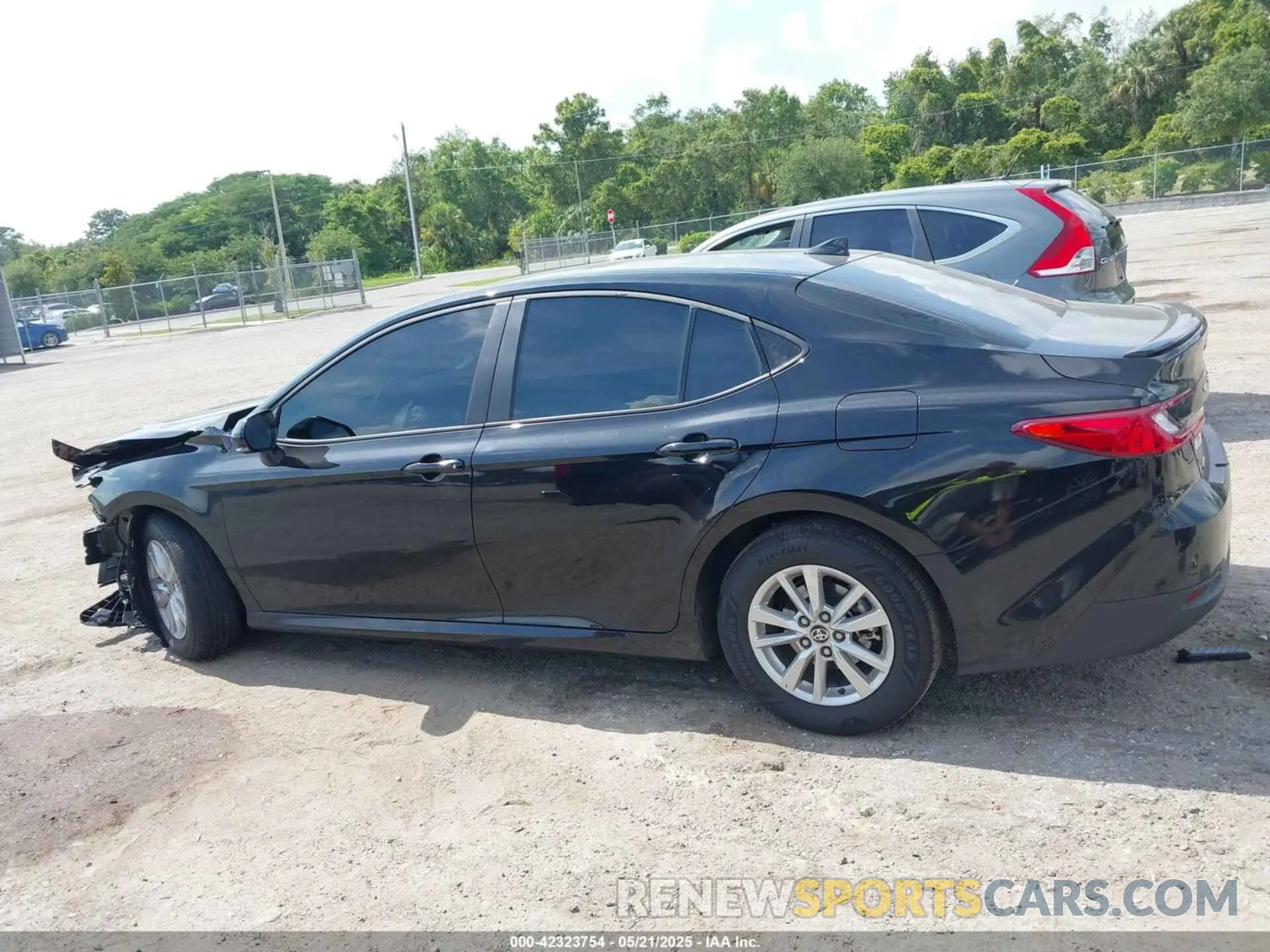 15 Photograph of a damaged car 4T1DAACK5SU108929 TOYOTA CAMRY 2025