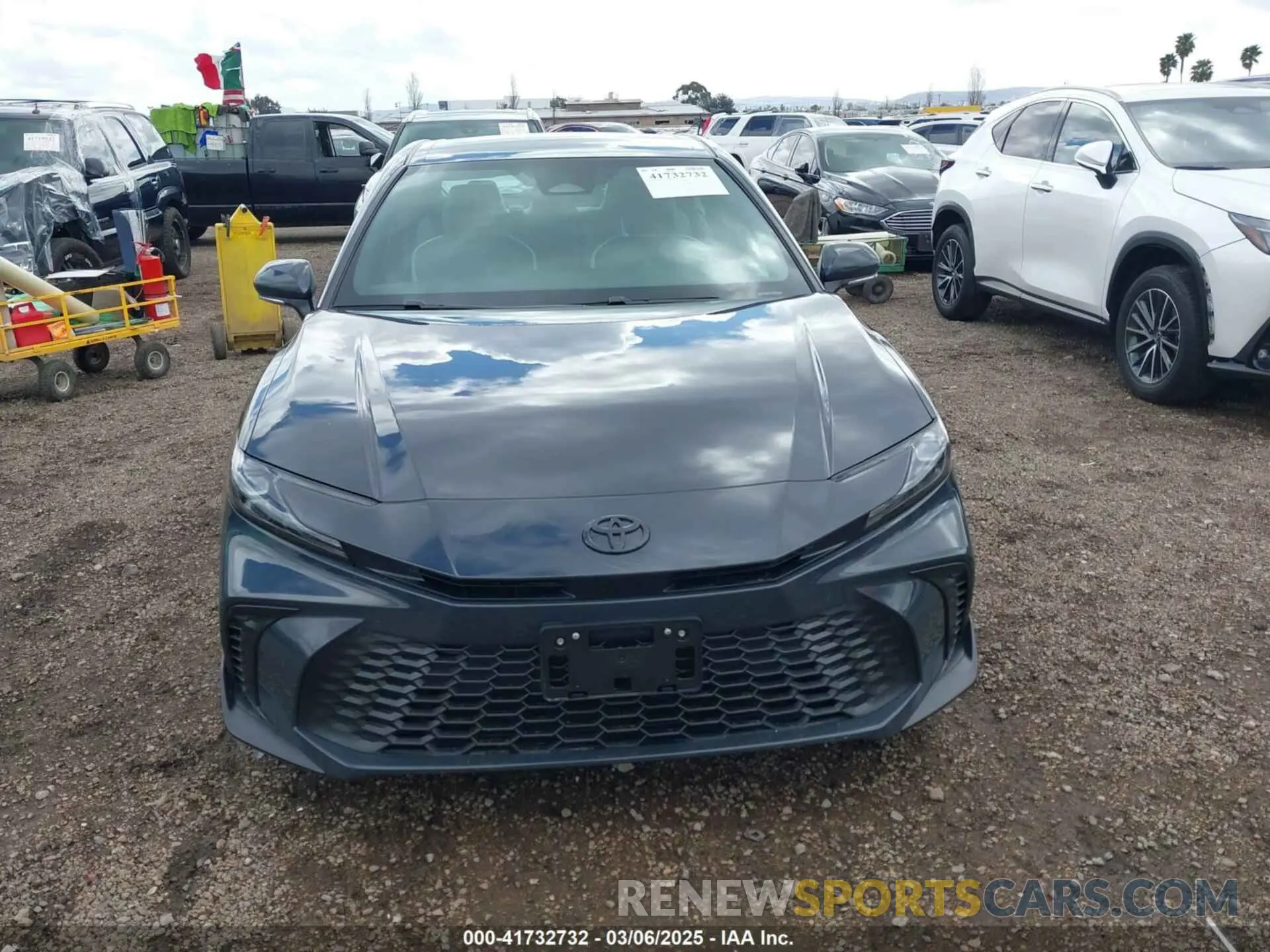 13 Photograph of a damaged car 4T1DAACK5SU111104 TOYOTA CAMRY 2025