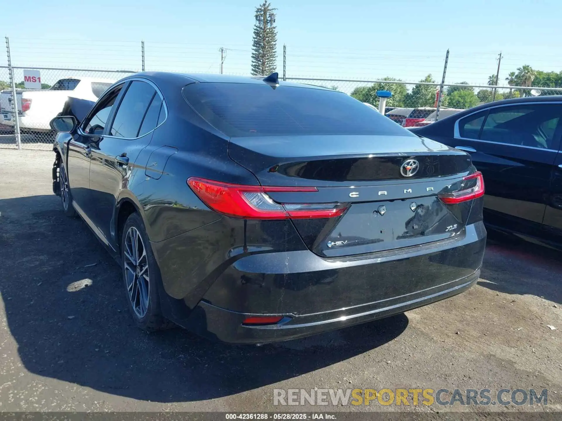 3 Photograph of a damaged car 4T1DAACK5SU134320 TOYOTA CAMRY 2025