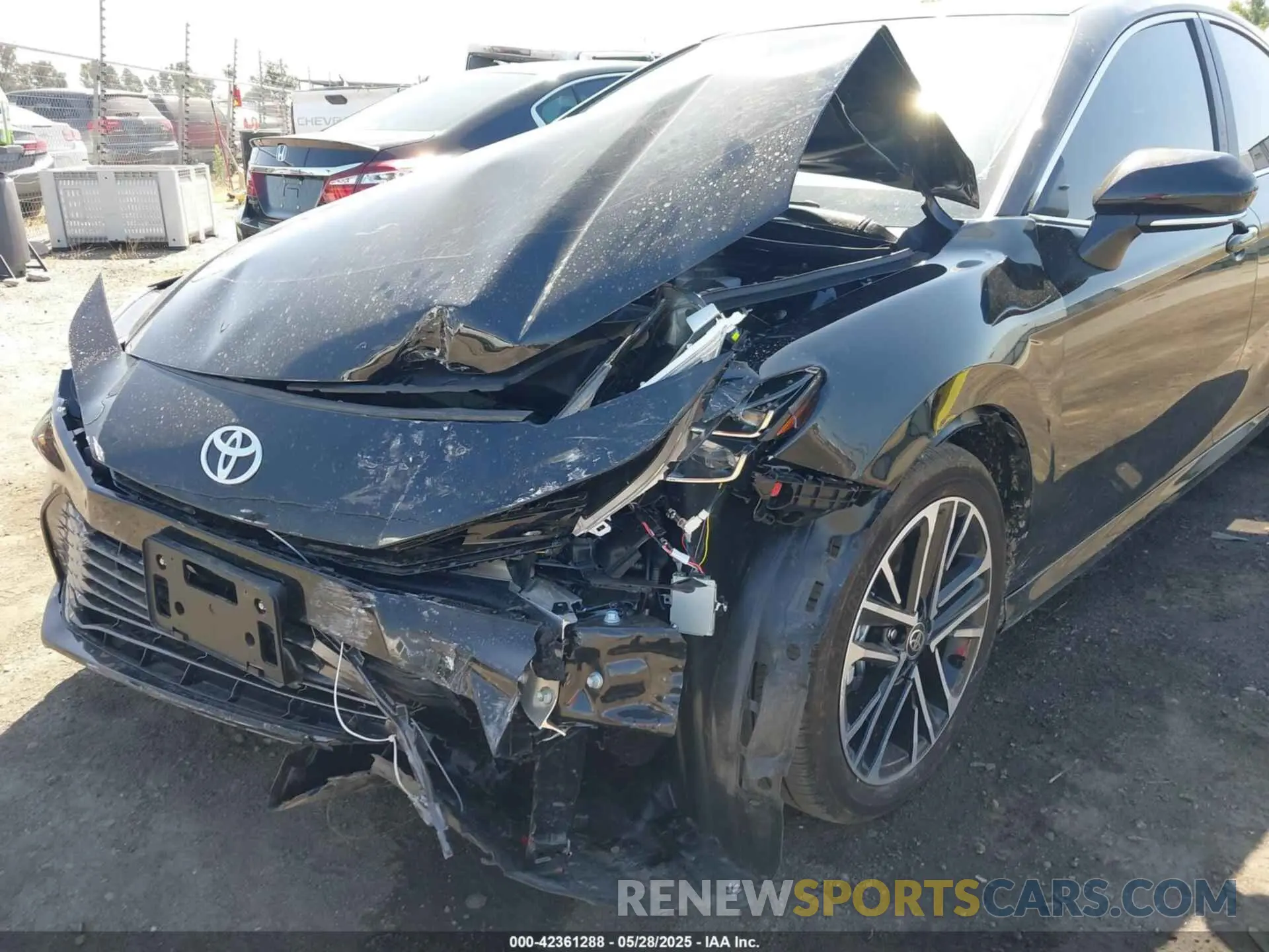 6 Photograph of a damaged car 4T1DAACK5SU134320 TOYOTA CAMRY 2025