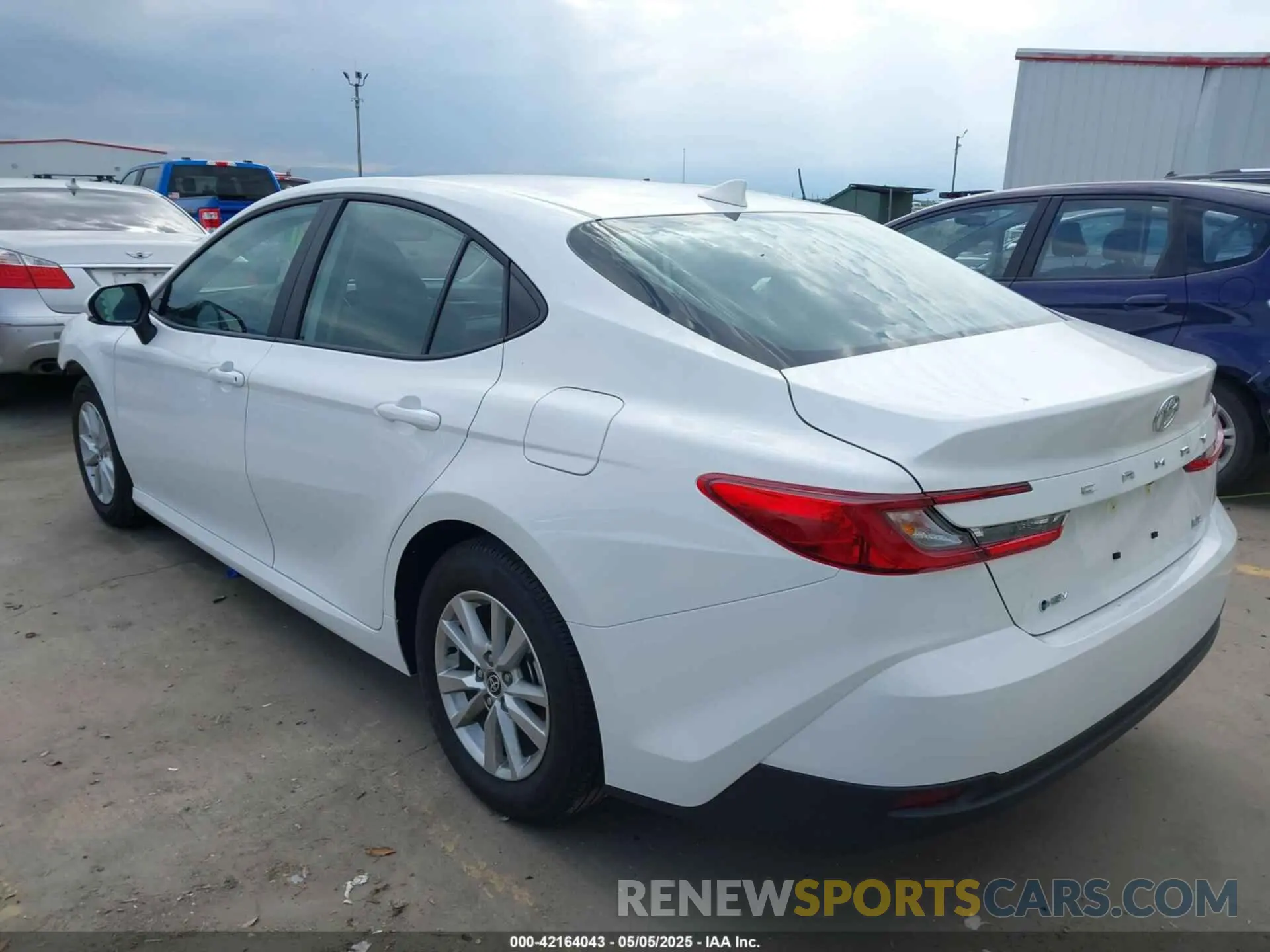 3 Photograph of a damaged car 4T1DAACK5SU140182 TOYOTA CAMRY 2025