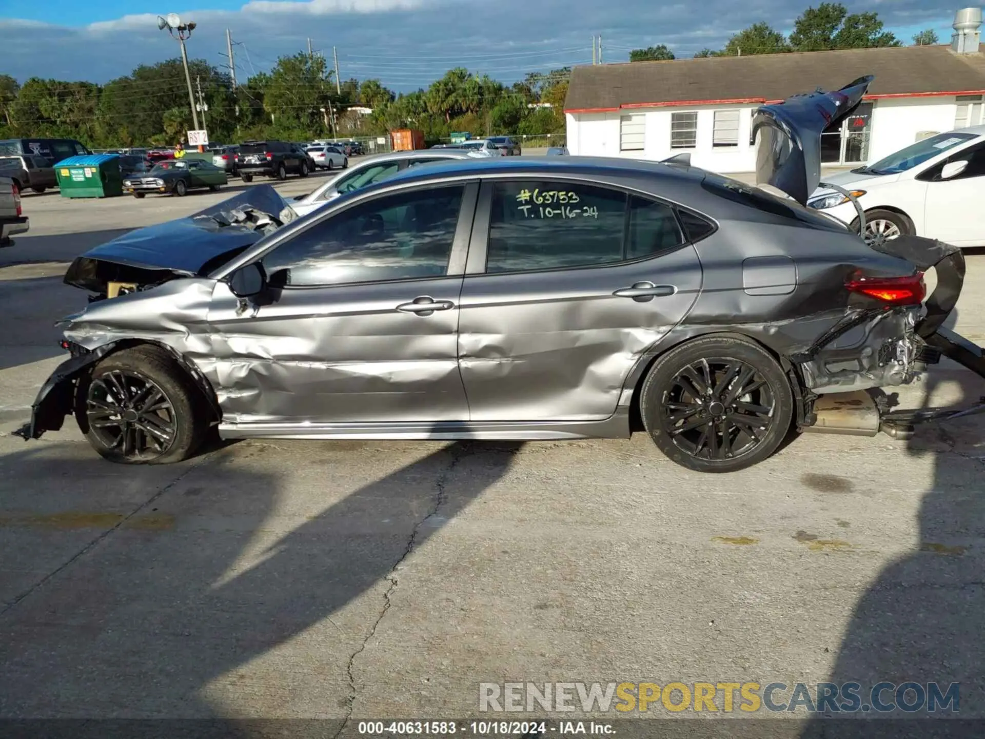 15 Photograph of a damaged car 4T1DAACK5SU501765 TOYOTA CAMRY 2025
