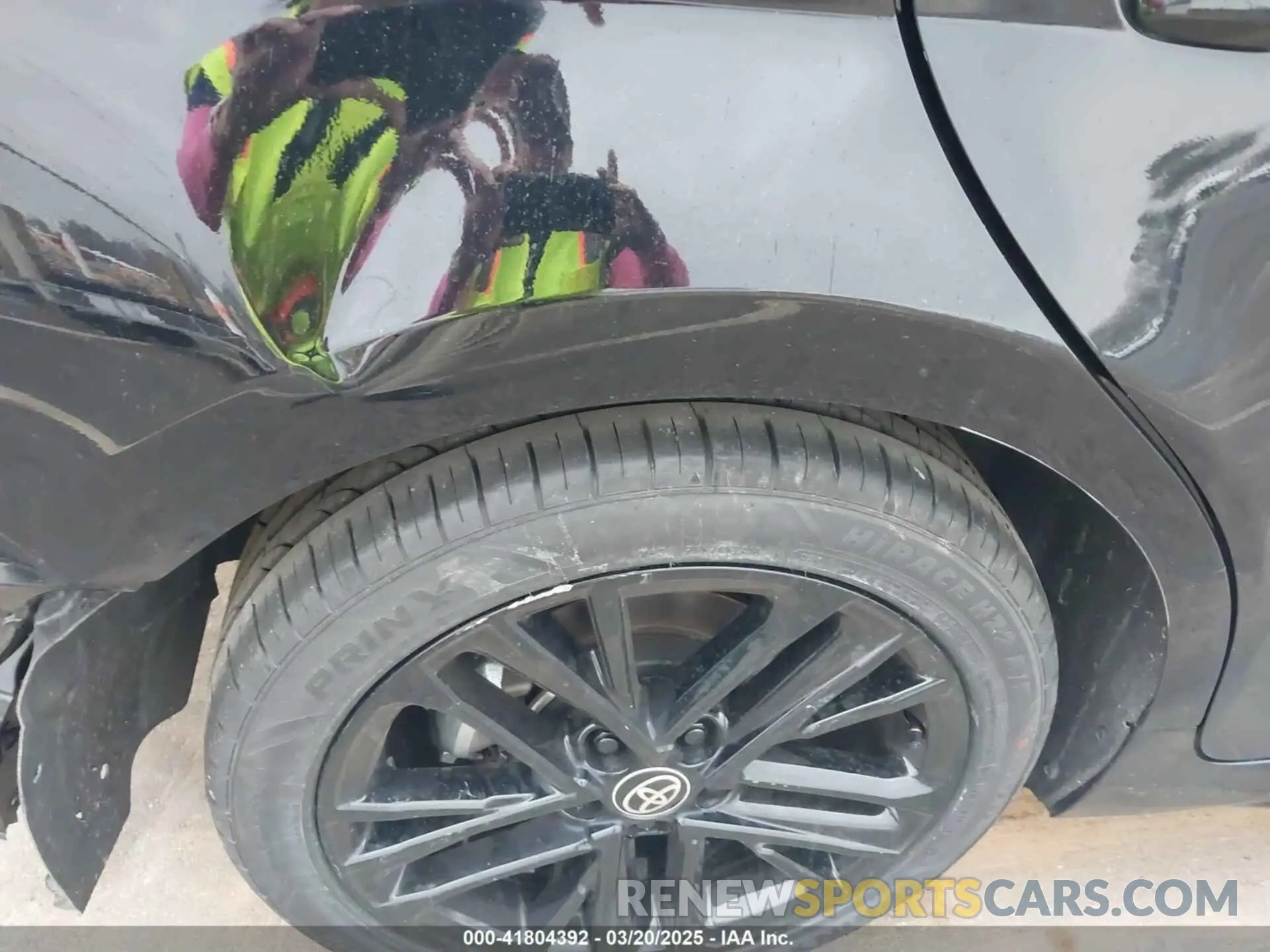 19 Photograph of a damaged car 4T1DAACK5SU504522 TOYOTA CAMRY 2025