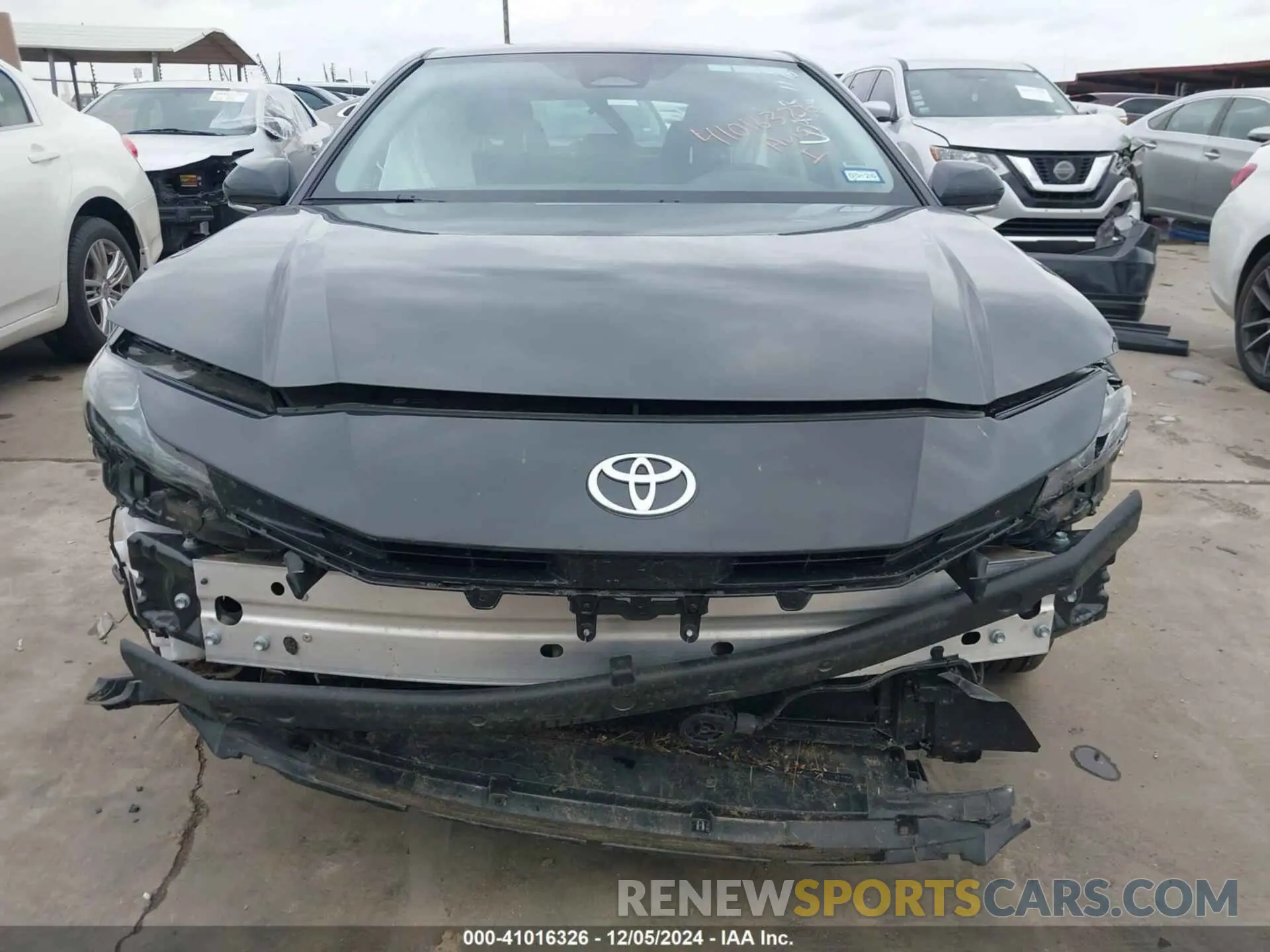 13 Photograph of a damaged car 4T1DAACK5SU512040 TOYOTA CAMRY 2025