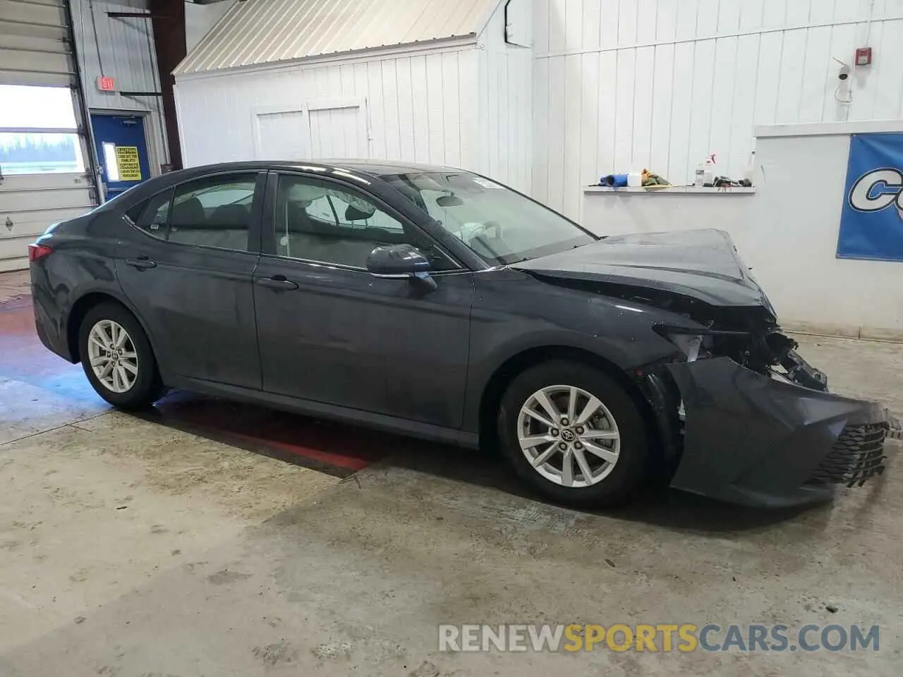 4 Photograph of a damaged car 4T1DAACK5SU523149 TOYOTA CAMRY 2025