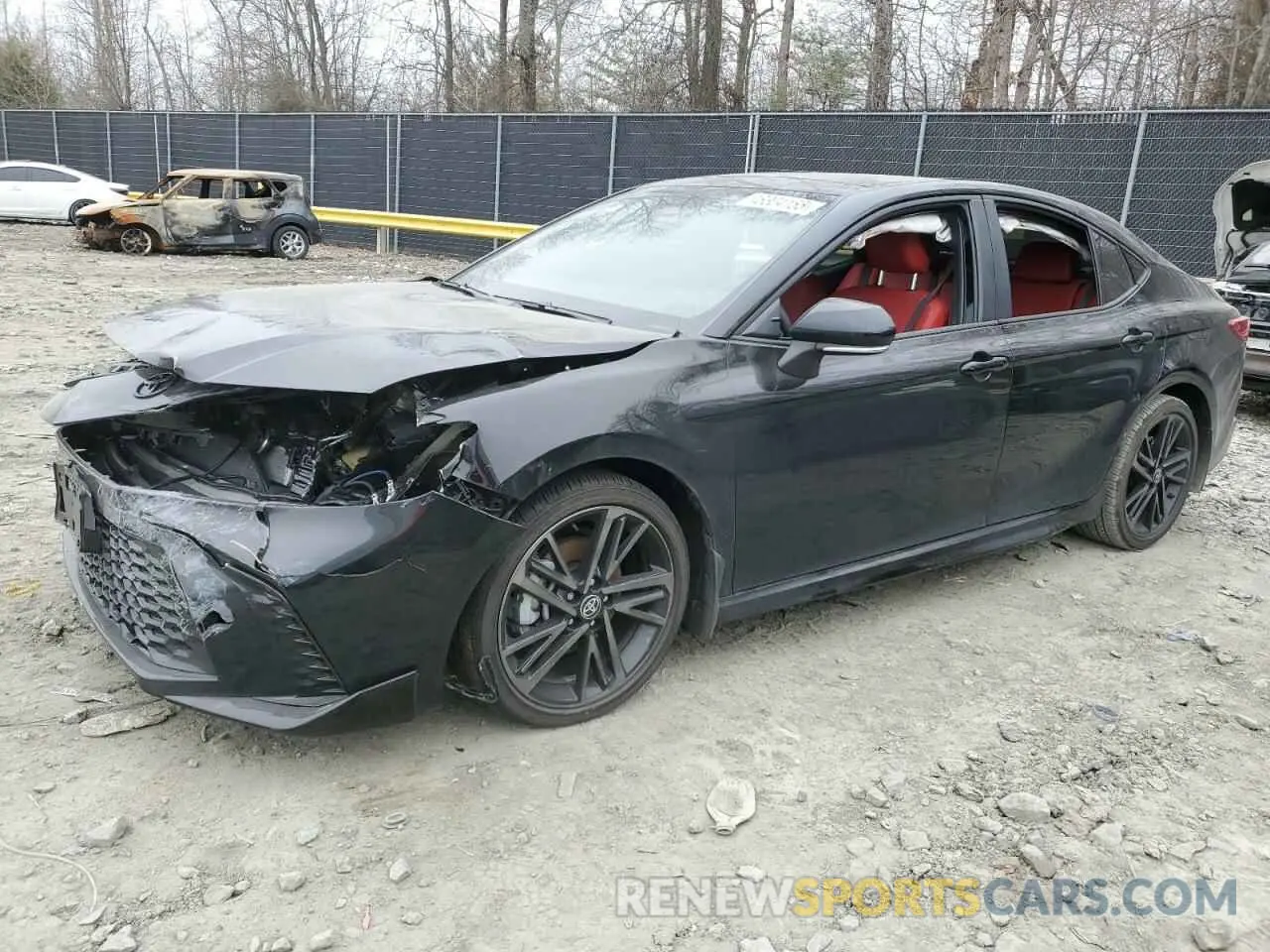 1 Photograph of a damaged car 4T1DAACK5SU524429 TOYOTA CAMRY 2025