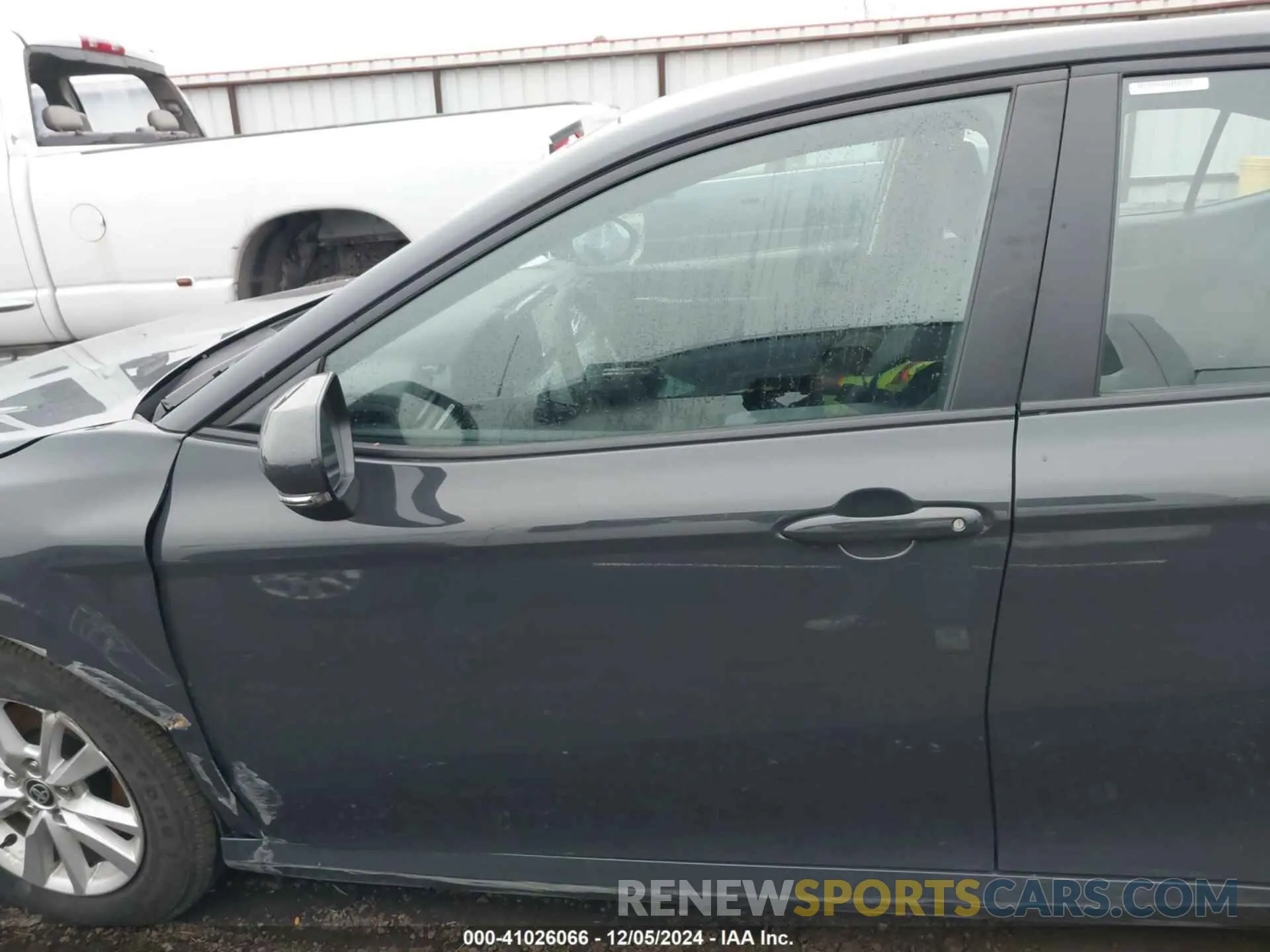 14 Photograph of a damaged car 4T1DAACK5SU525340 TOYOTA CAMRY 2025