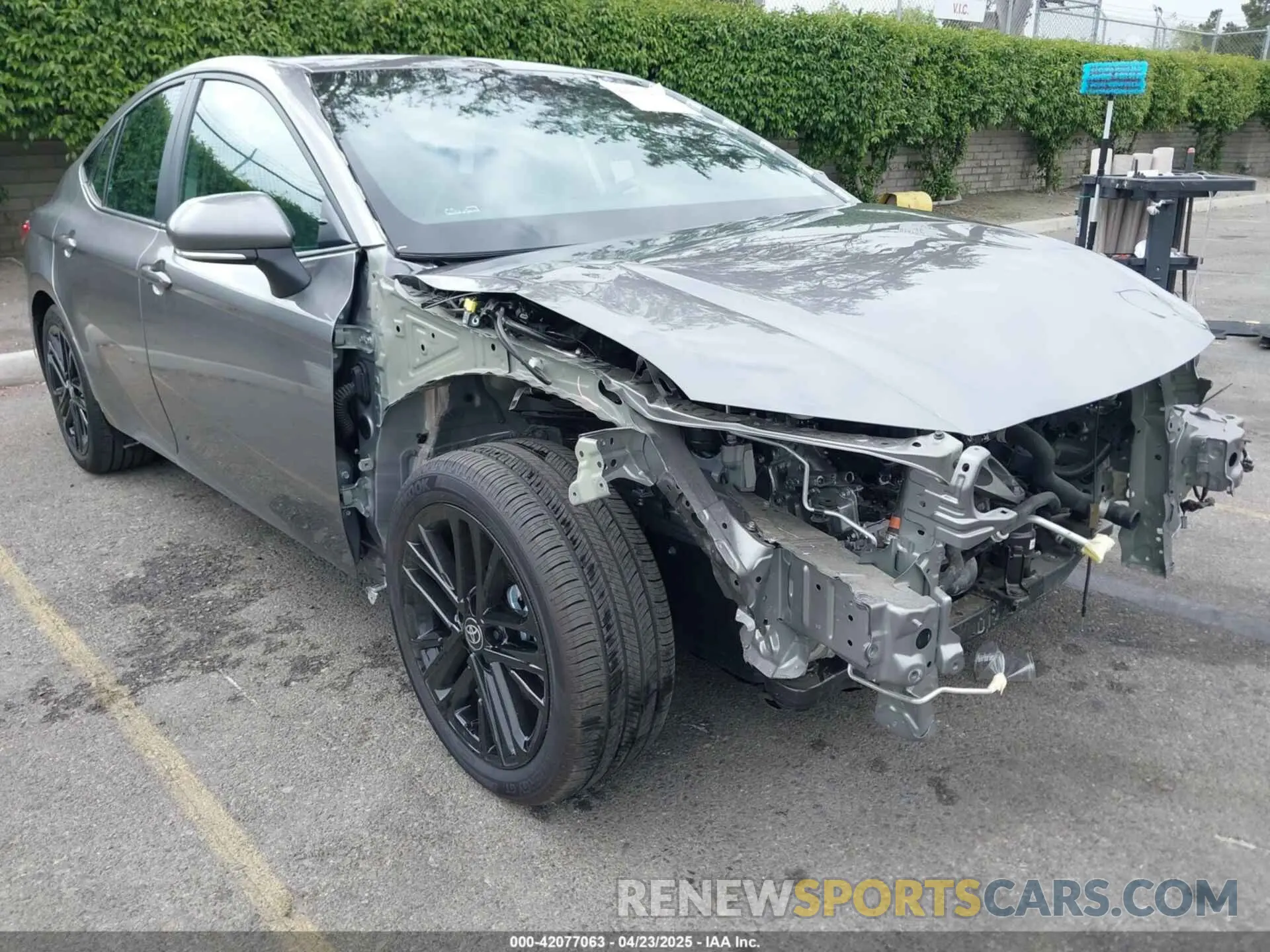 6 Photograph of a damaged car 4T1DAACK5SU534345 TOYOTA CAMRY 2025