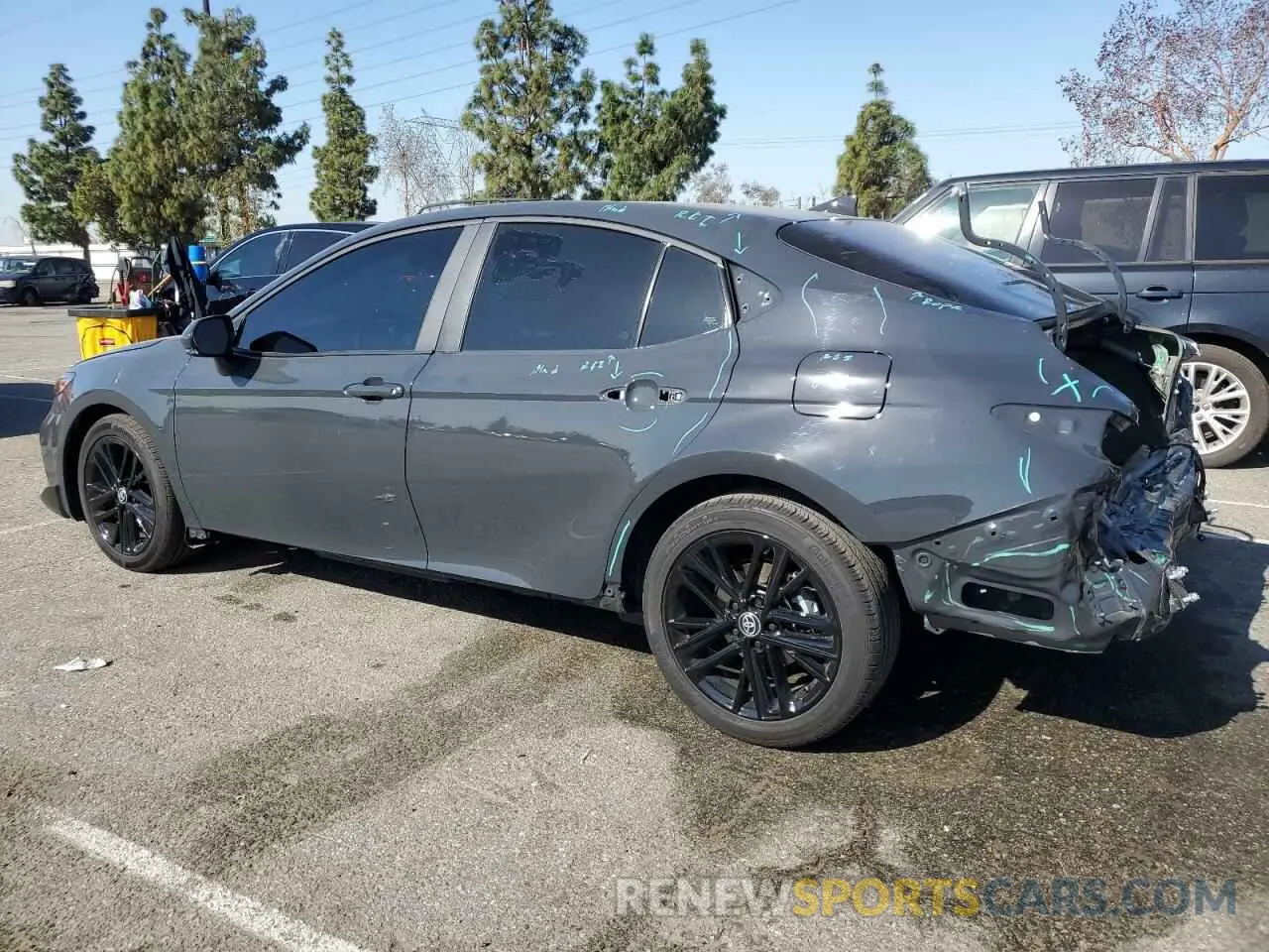 2 Photograph of a damaged car 4T1DAACK5SU560377 TOYOTA CAMRY 2025