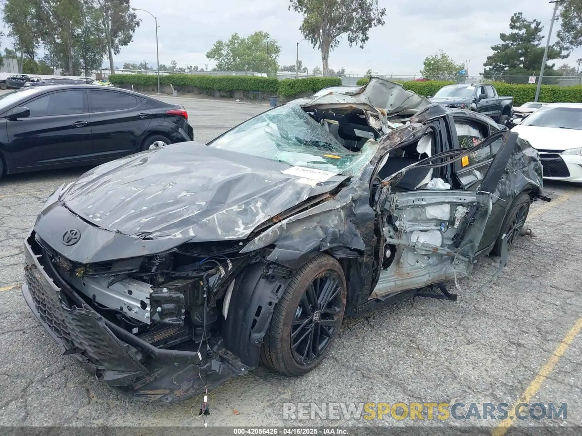 2 Photograph of a damaged car 4T1DAACK5SU561500 TOYOTA CAMRY 2025
