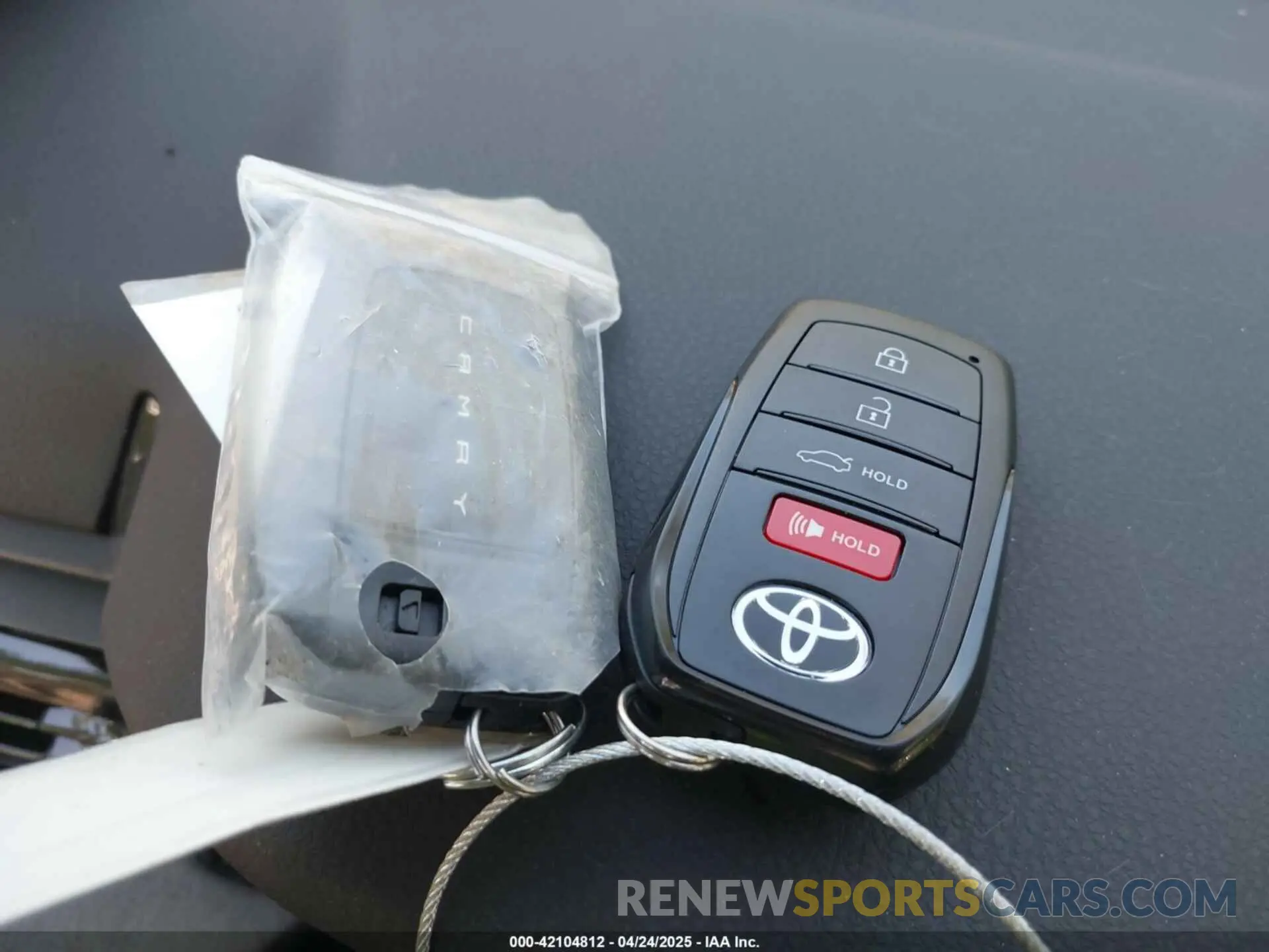 11 Photograph of a damaged car 4T1DAACK5SU570696 TOYOTA CAMRY 2025