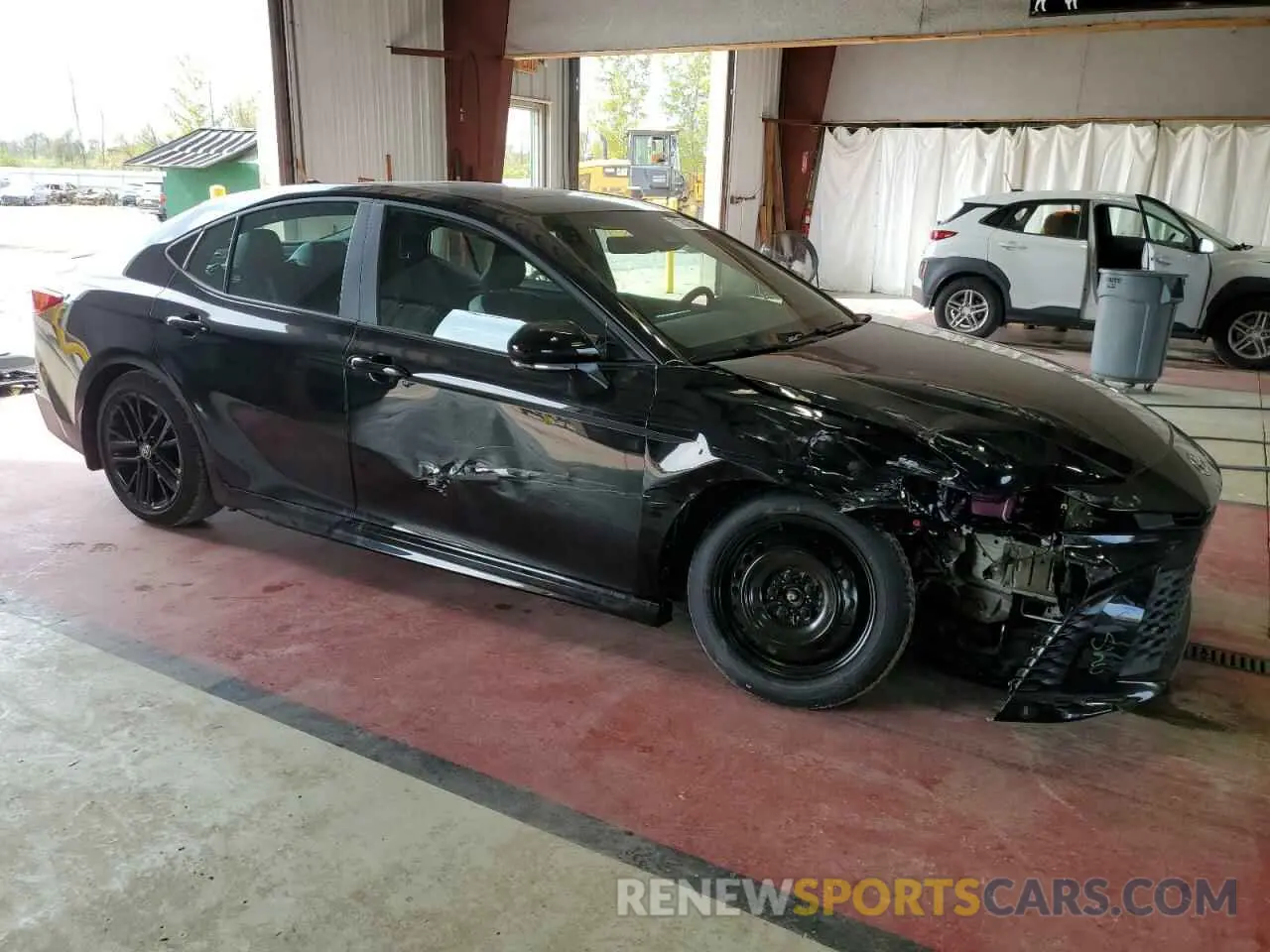 4 Photograph of a damaged car 4T1DAACK6SU004045 TOYOTA CAMRY 2025