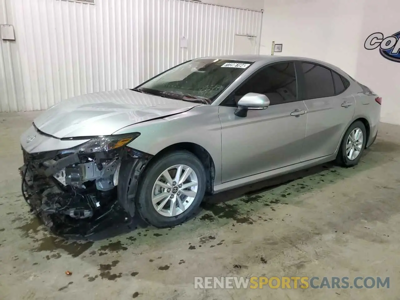 1 Photograph of a damaged car 4T1DAACK6SU004840 TOYOTA CAMRY 2025