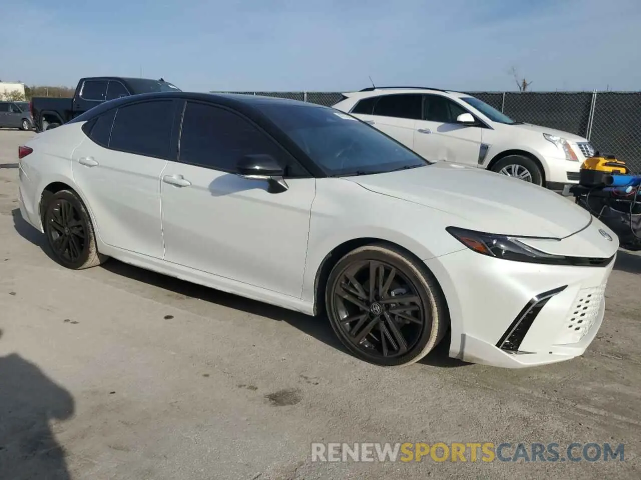 4 Photograph of a damaged car 4T1DAACK6SU005020 TOYOTA CAMRY 2025