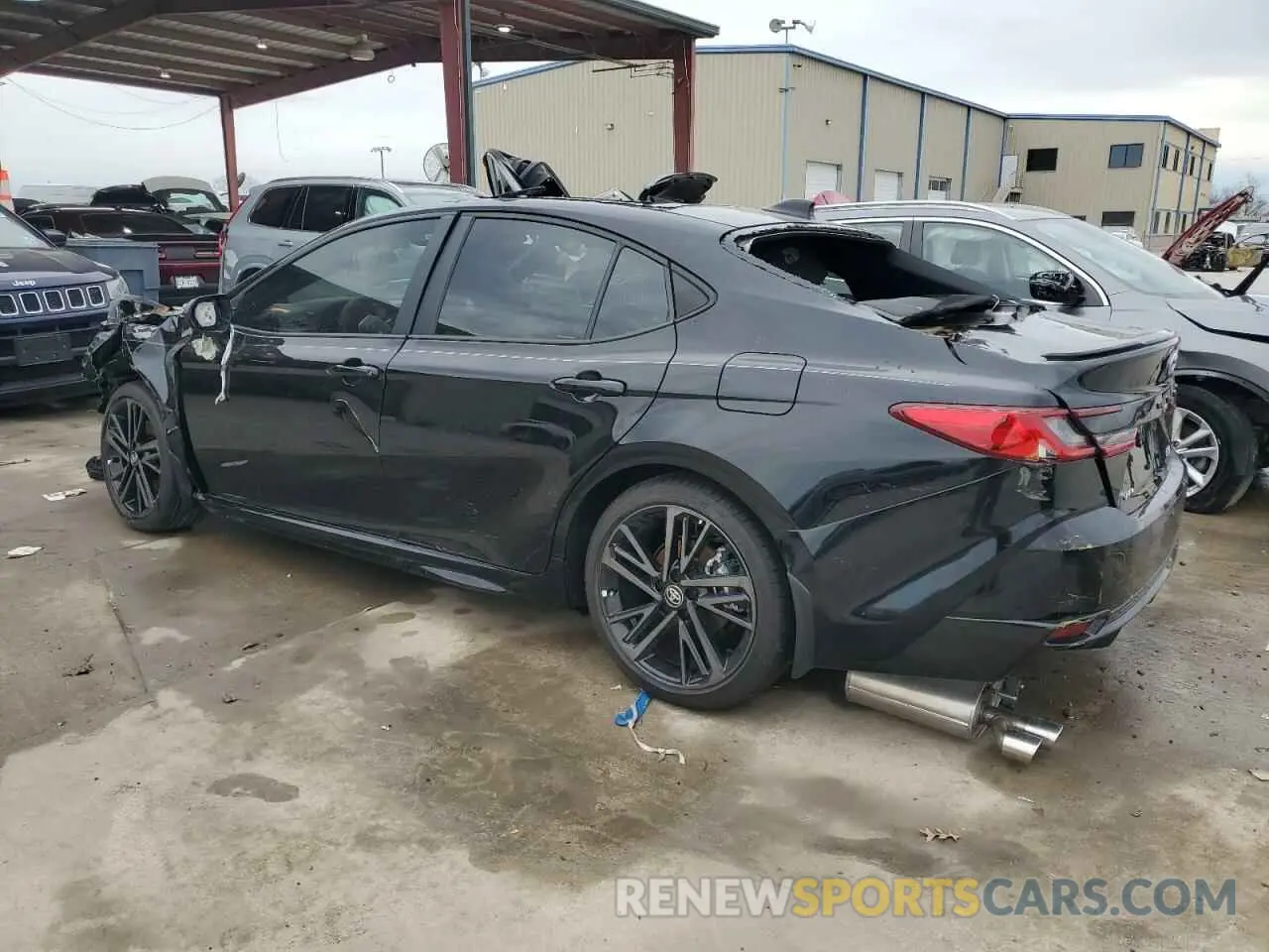 2 Photograph of a damaged car 4T1DAACK6SU008418 TOYOTA CAMRY 2025