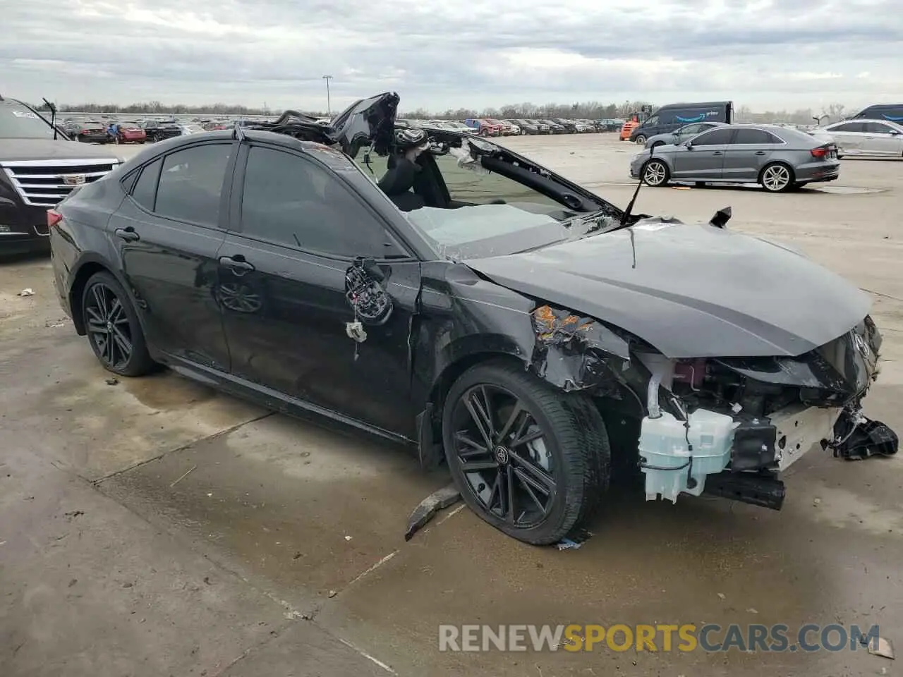4 Photograph of a damaged car 4T1DAACK6SU008418 TOYOTA CAMRY 2025