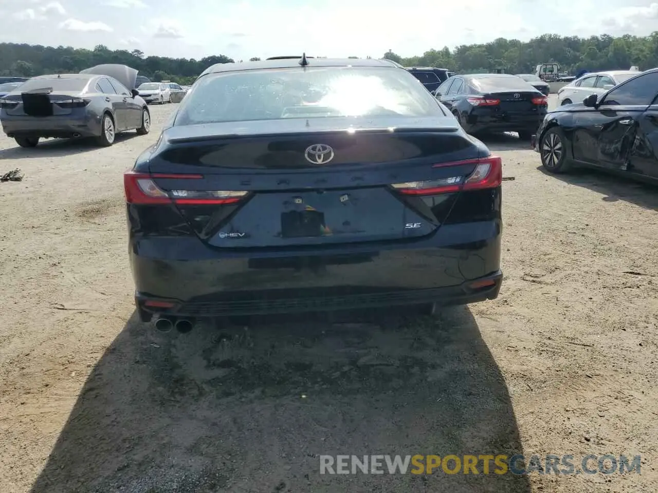 6 Photograph of a damaged car 4T1DAACK6SU009018 TOYOTA CAMRY 2025