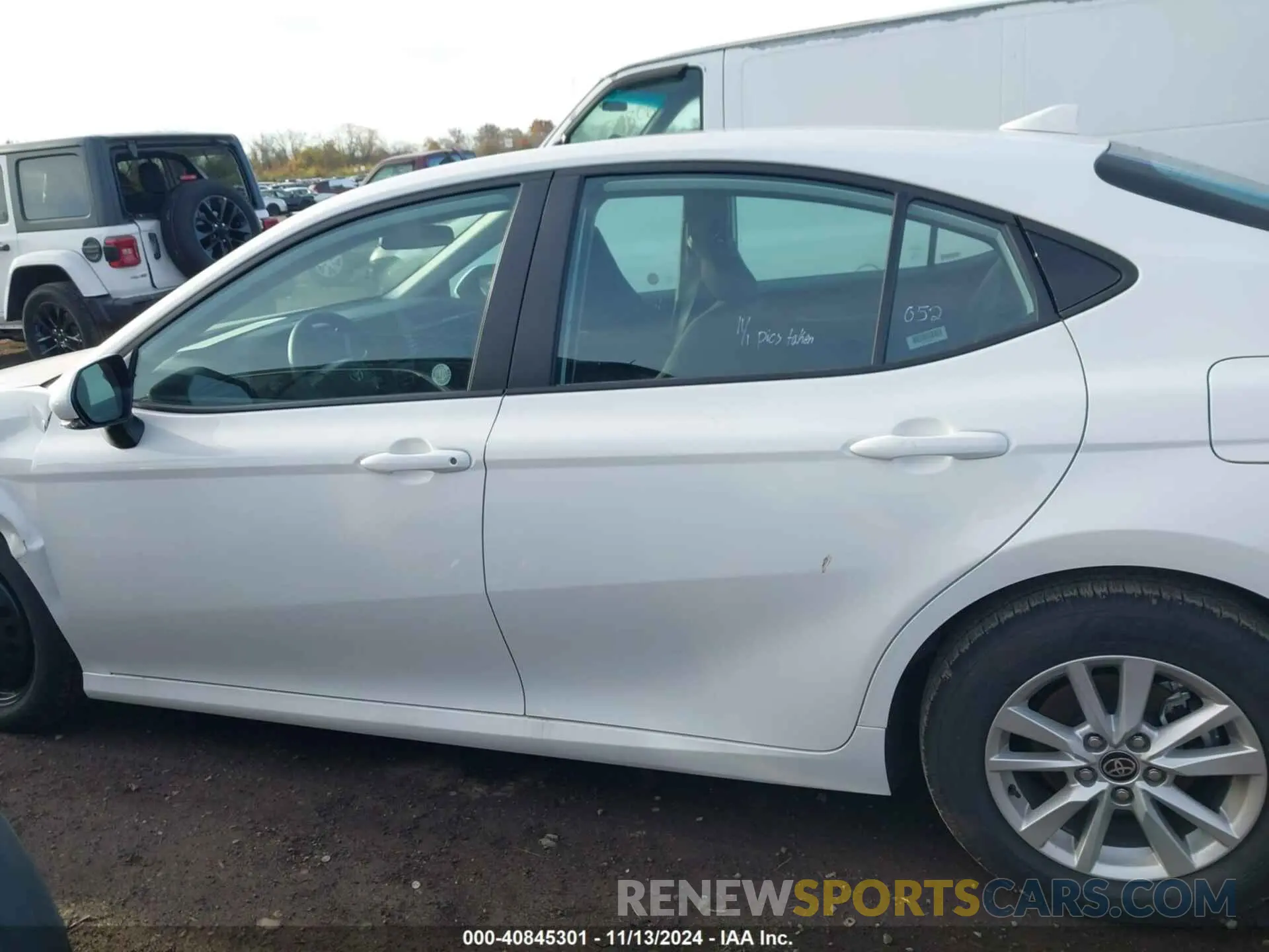14 Photograph of a damaged car 4T1DAACK6SU017507 TOYOTA CAMRY 2025