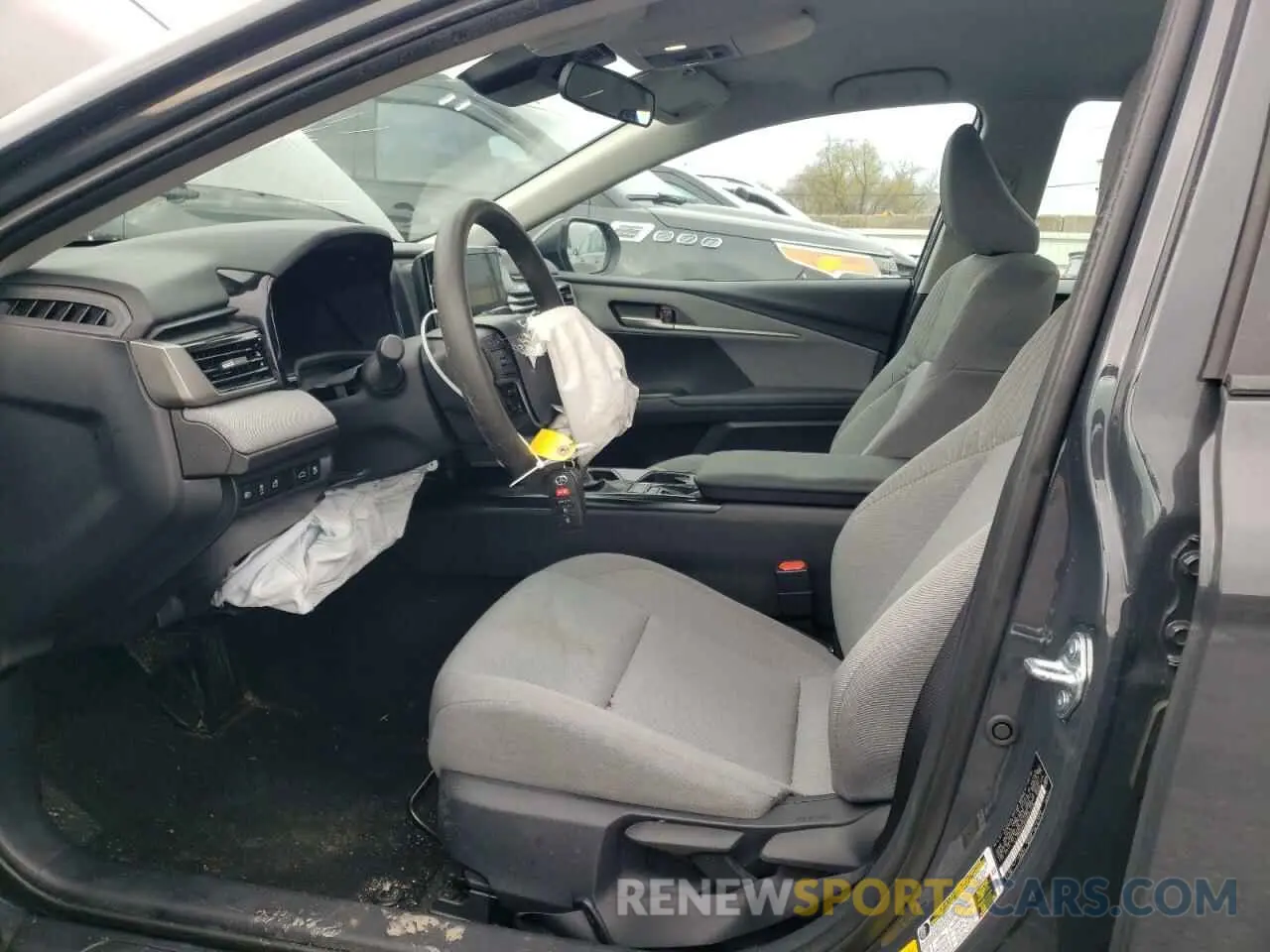 7 Photograph of a damaged car 4T1DAACK6SU020178 TOYOTA CAMRY 2025