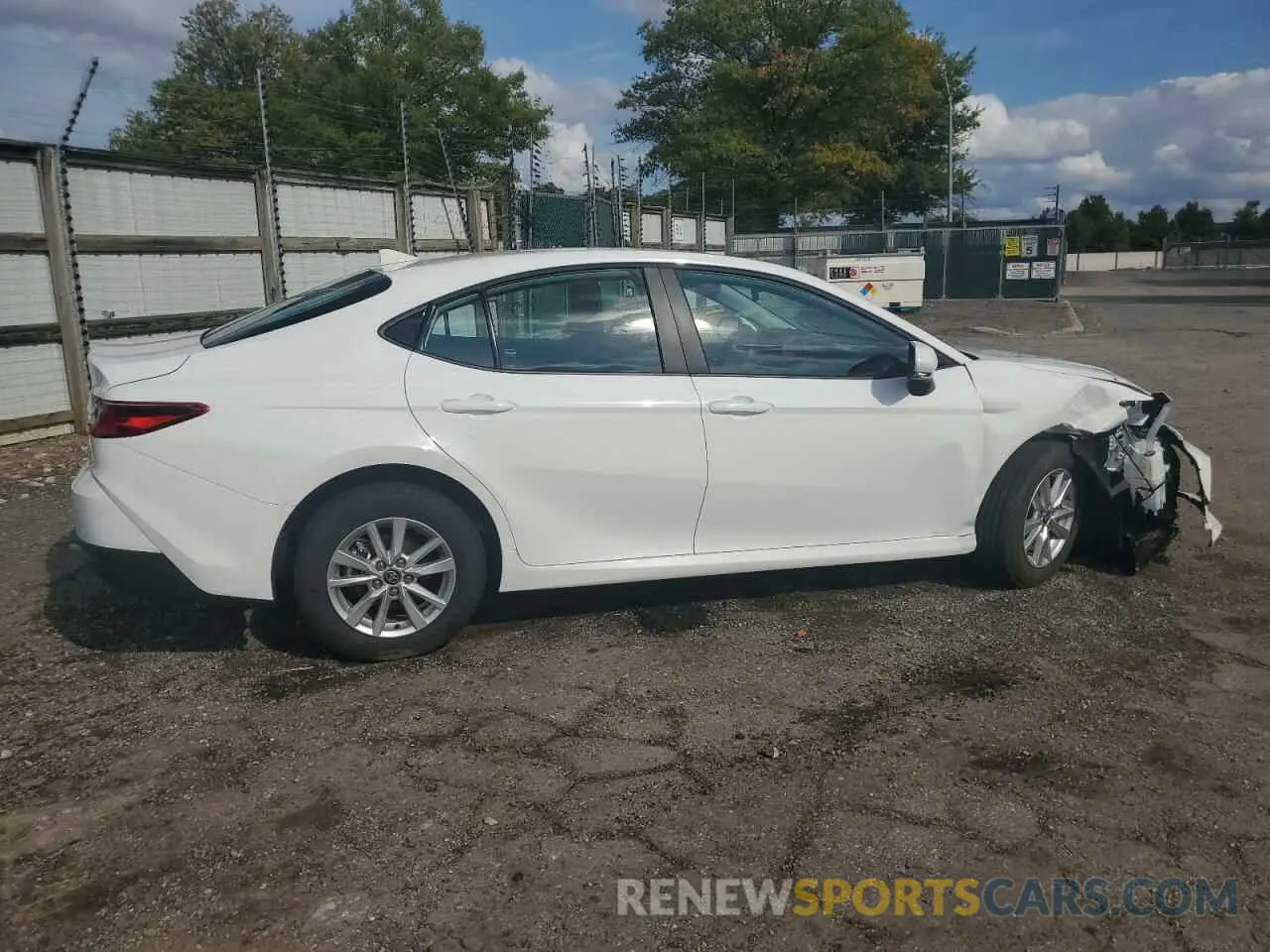 3 Photograph of a damaged car 4T1DAACK6SU024568 TOYOTA CAMRY 2025