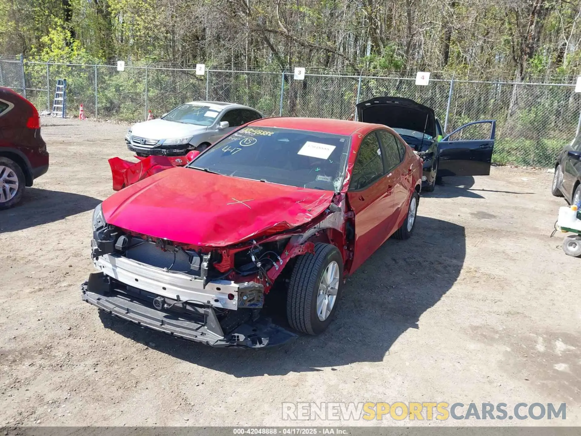 2 Photograph of a damaged car 4T1DAACK6SU031469 TOYOTA CAMRY 2025