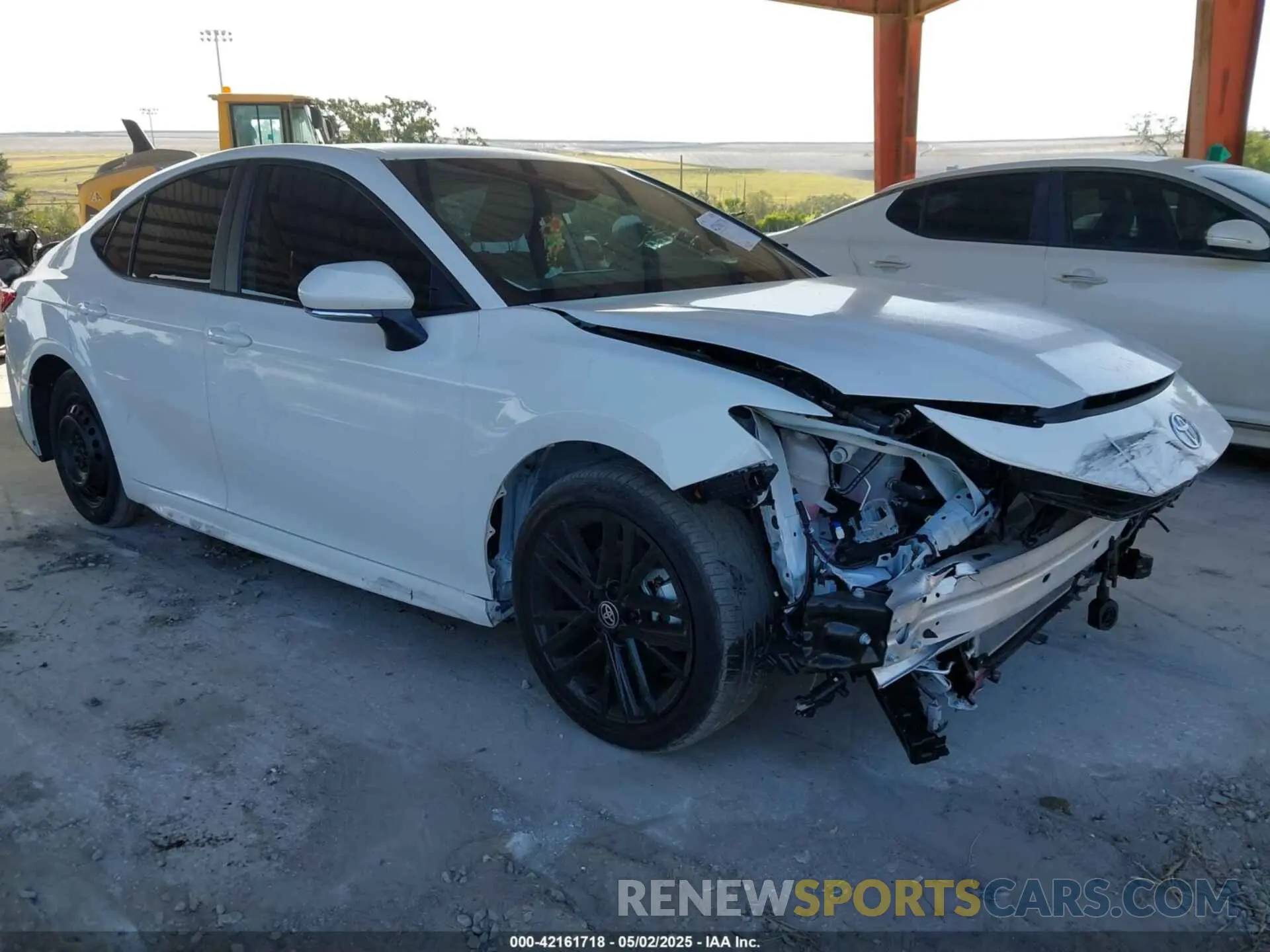 1 Photograph of a damaged car 4T1DAACK6SU046781 TOYOTA CAMRY 2025