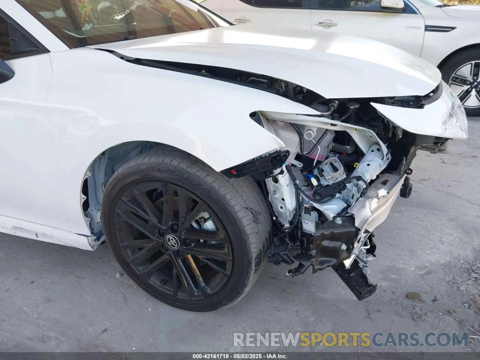 18 Photograph of a damaged car 4T1DAACK6SU046781 TOYOTA CAMRY 2025
