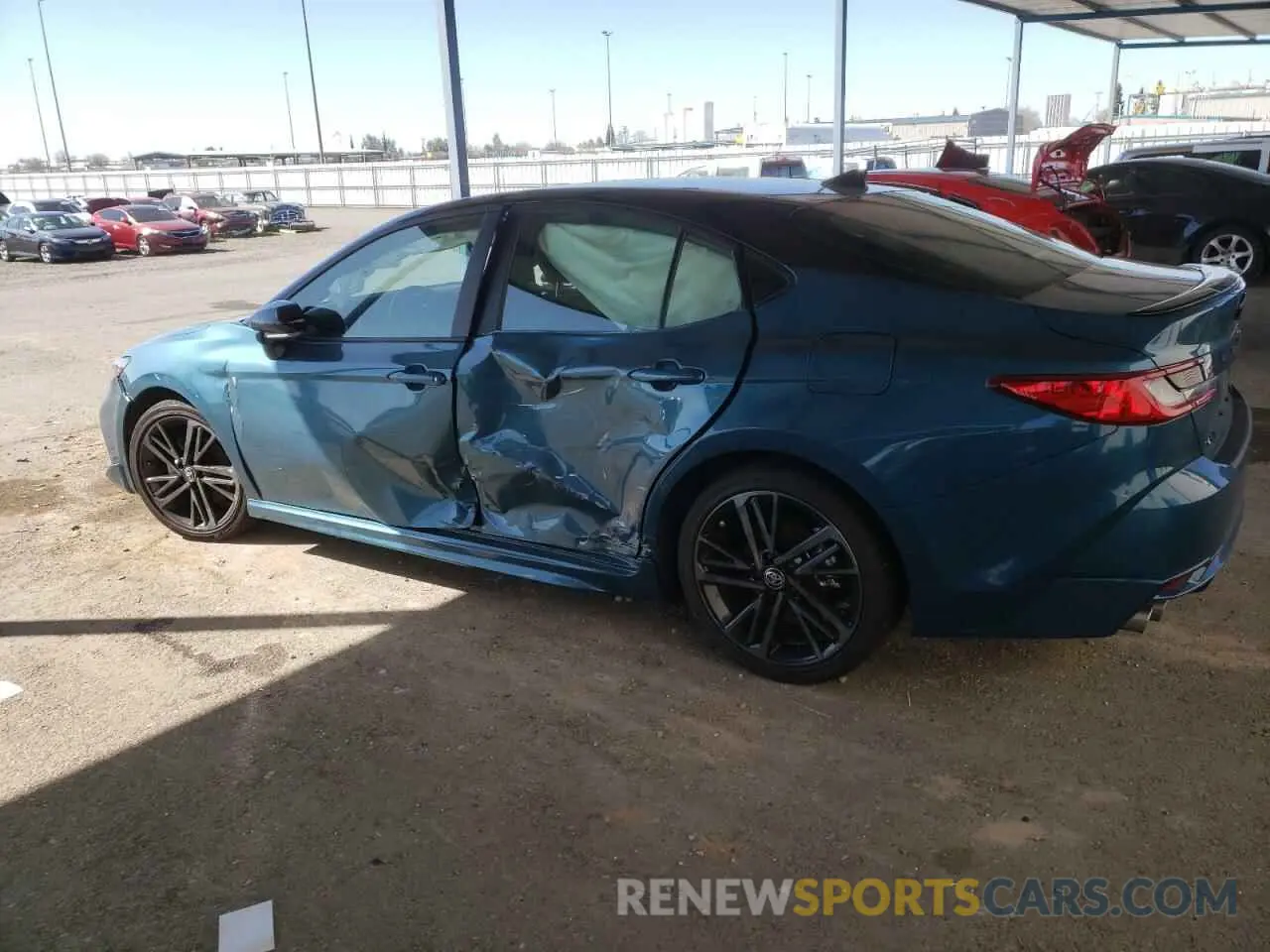 2 Photograph of a damaged car 4T1DAACK6SU047431 TOYOTA CAMRY 2025
