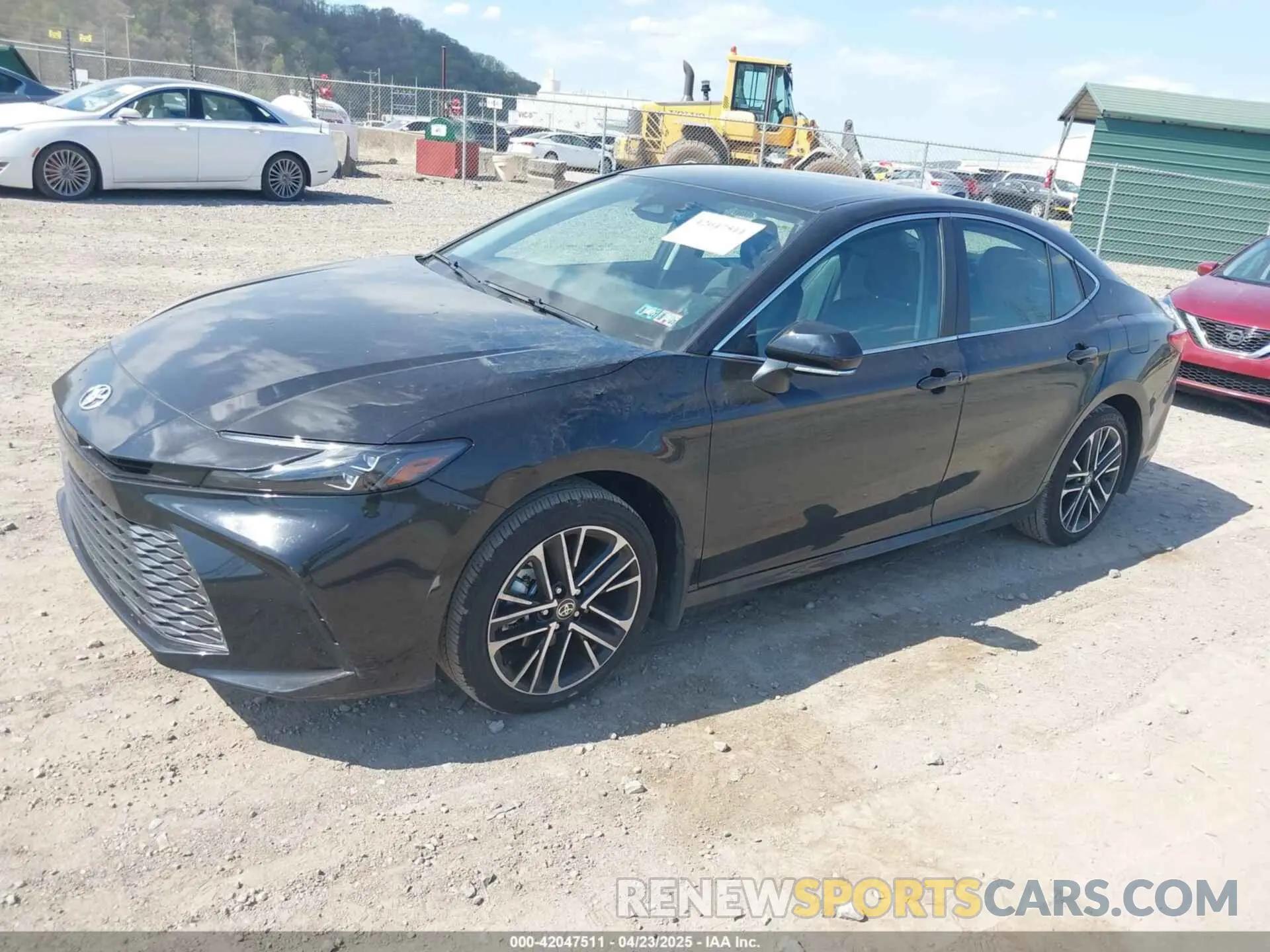 2 Photograph of a damaged car 4T1DAACK6SU051057 TOYOTA CAMRY 2025