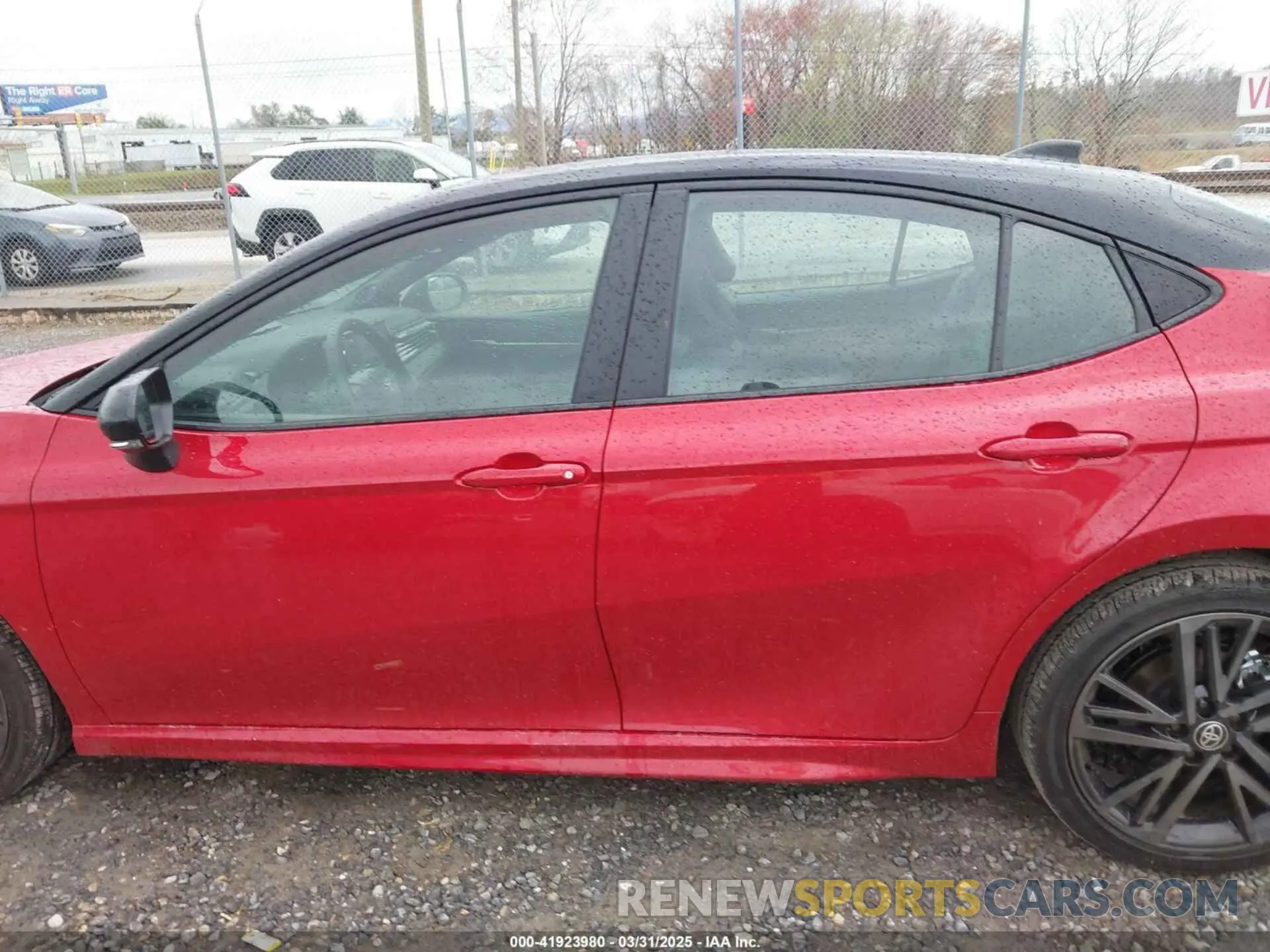 14 Photograph of a damaged car 4T1DAACK6SU052760 TOYOTA CAMRY 2025