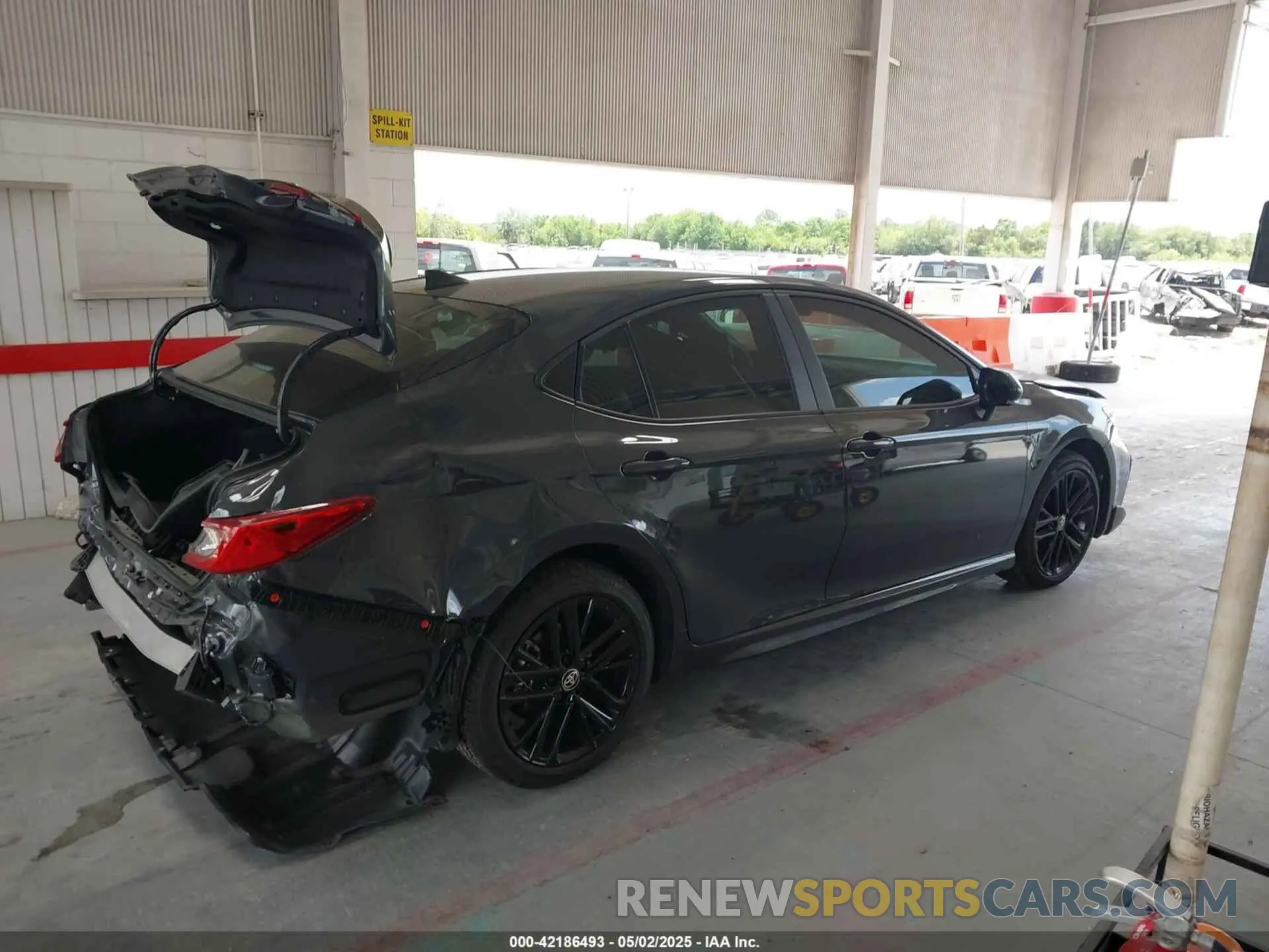 14 Photograph of a damaged car 4T1DAACK6SU057540 TOYOTA CAMRY 2025