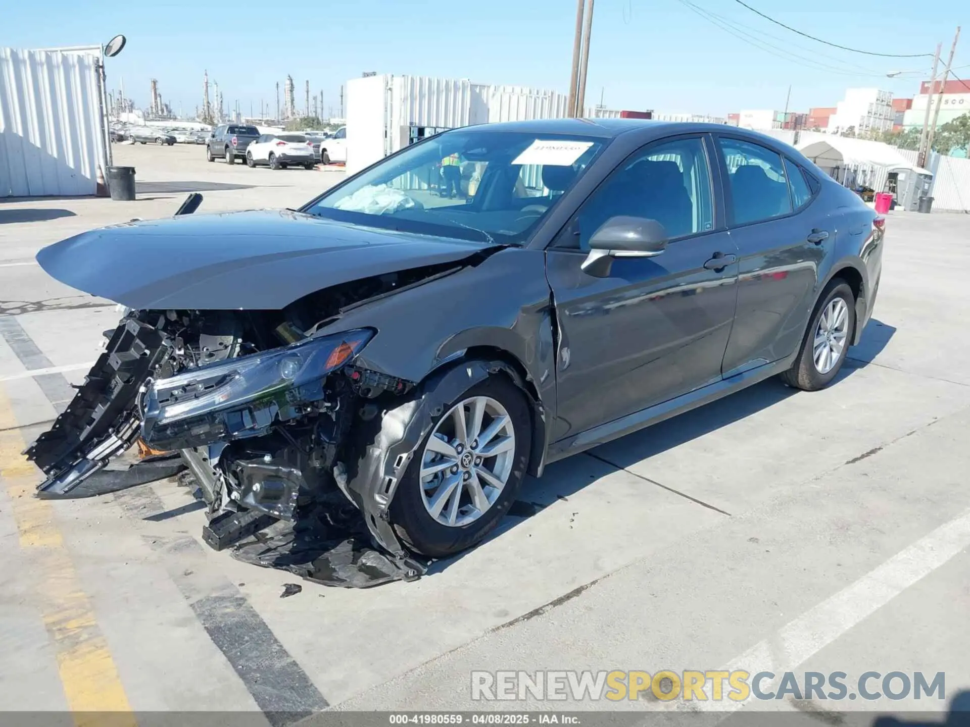 2 Photograph of a damaged car 4T1DAACK6SU077786 TOYOTA CAMRY 2025