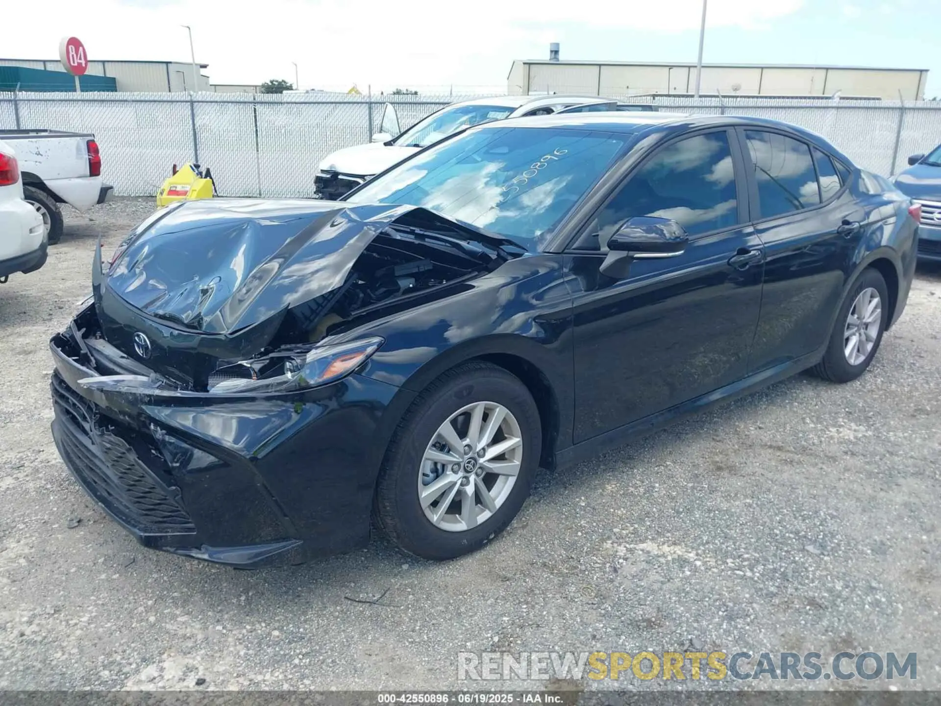 2 Photograph of a damaged car 4T1DAACK6SU103917 TOYOTA CAMRY 2025