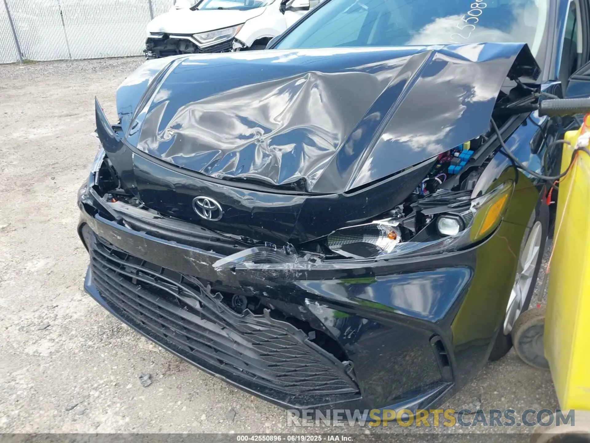 6 Photograph of a damaged car 4T1DAACK6SU103917 TOYOTA CAMRY 2025