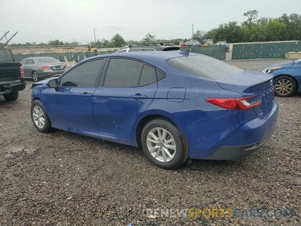 2 Photograph of a damaged car 4T1DAACK6SU113136 TOYOTA CAMRY 2025