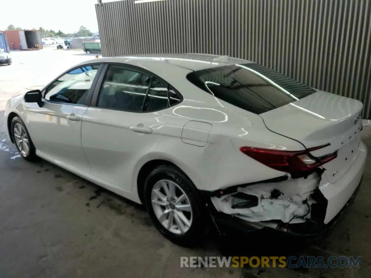 2 Photograph of a damaged car 4T1DAACK6SU130342 TOYOTA CAMRY 2025