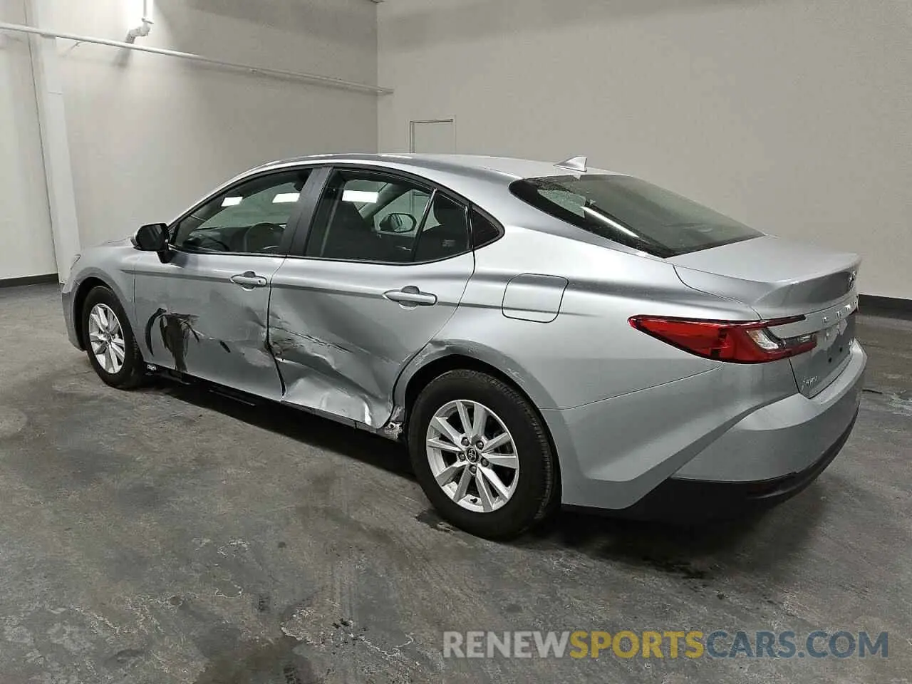 2 Photograph of a damaged car 4T1DAACK6SU519742 TOYOTA CAMRY 2025