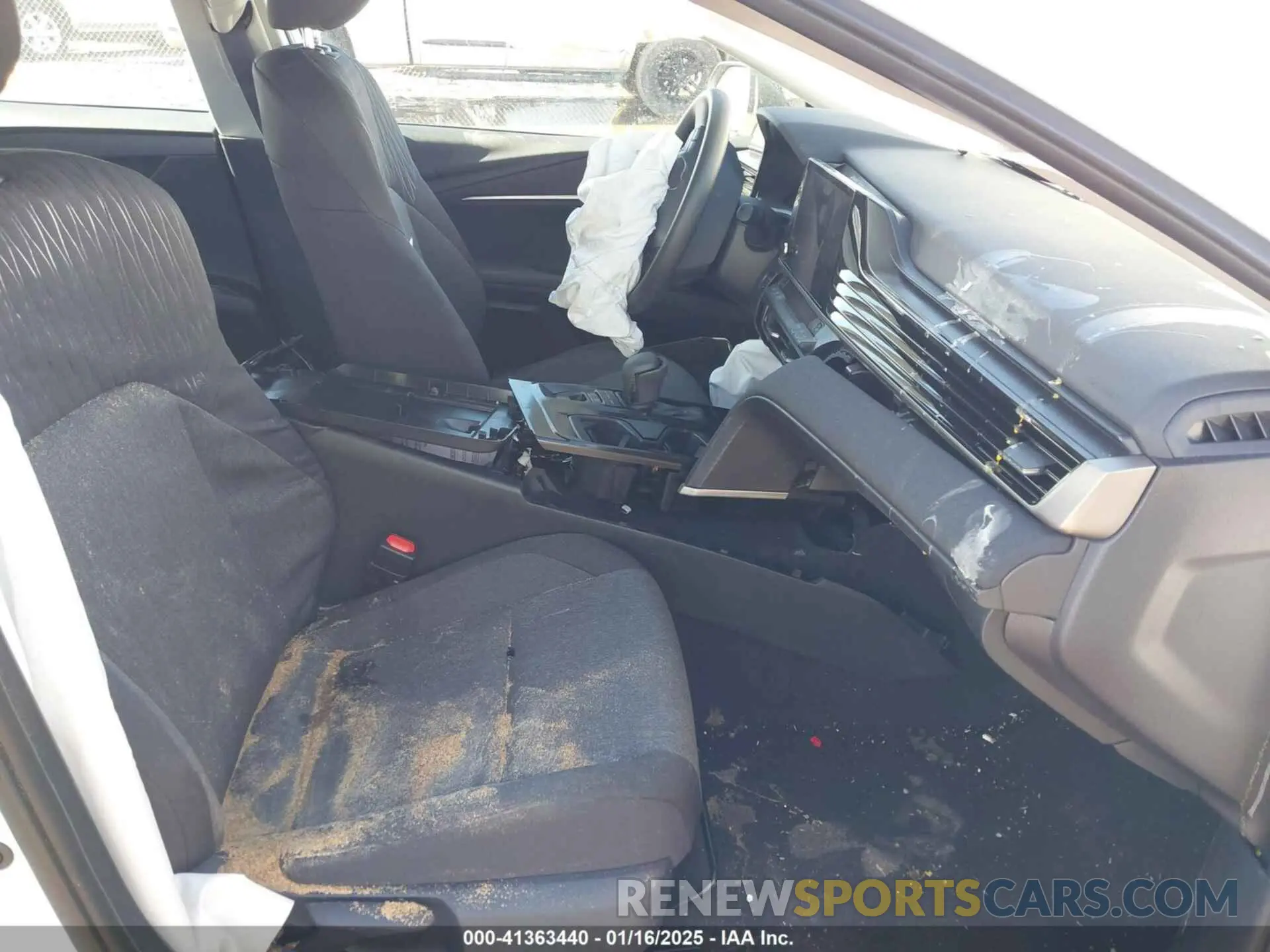5 Photograph of a damaged car 4T1DAACK6SU520146 TOYOTA CAMRY 2025