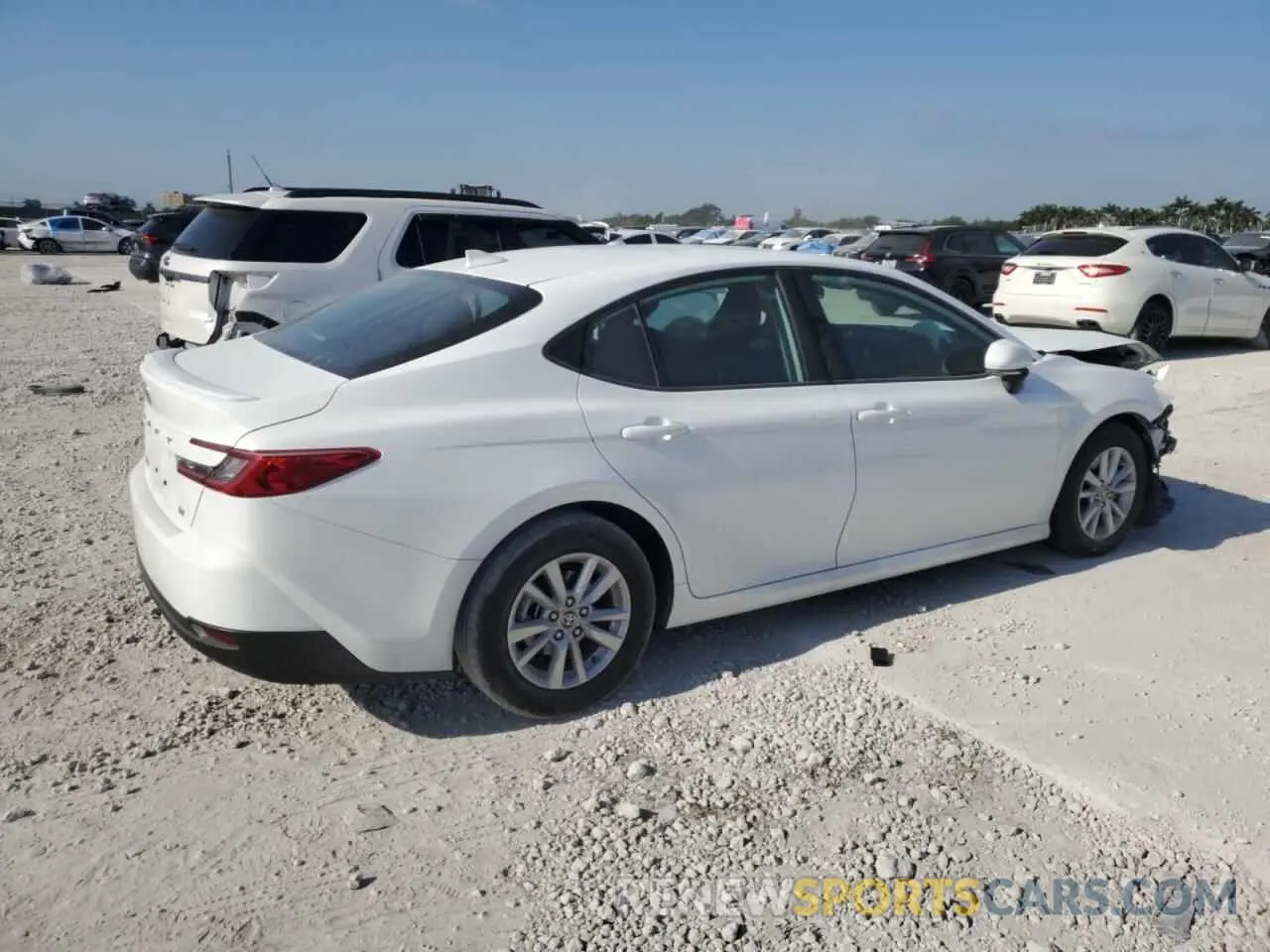 3 Photograph of a damaged car 4T1DAACK6SU537173 TOYOTA CAMRY 2025