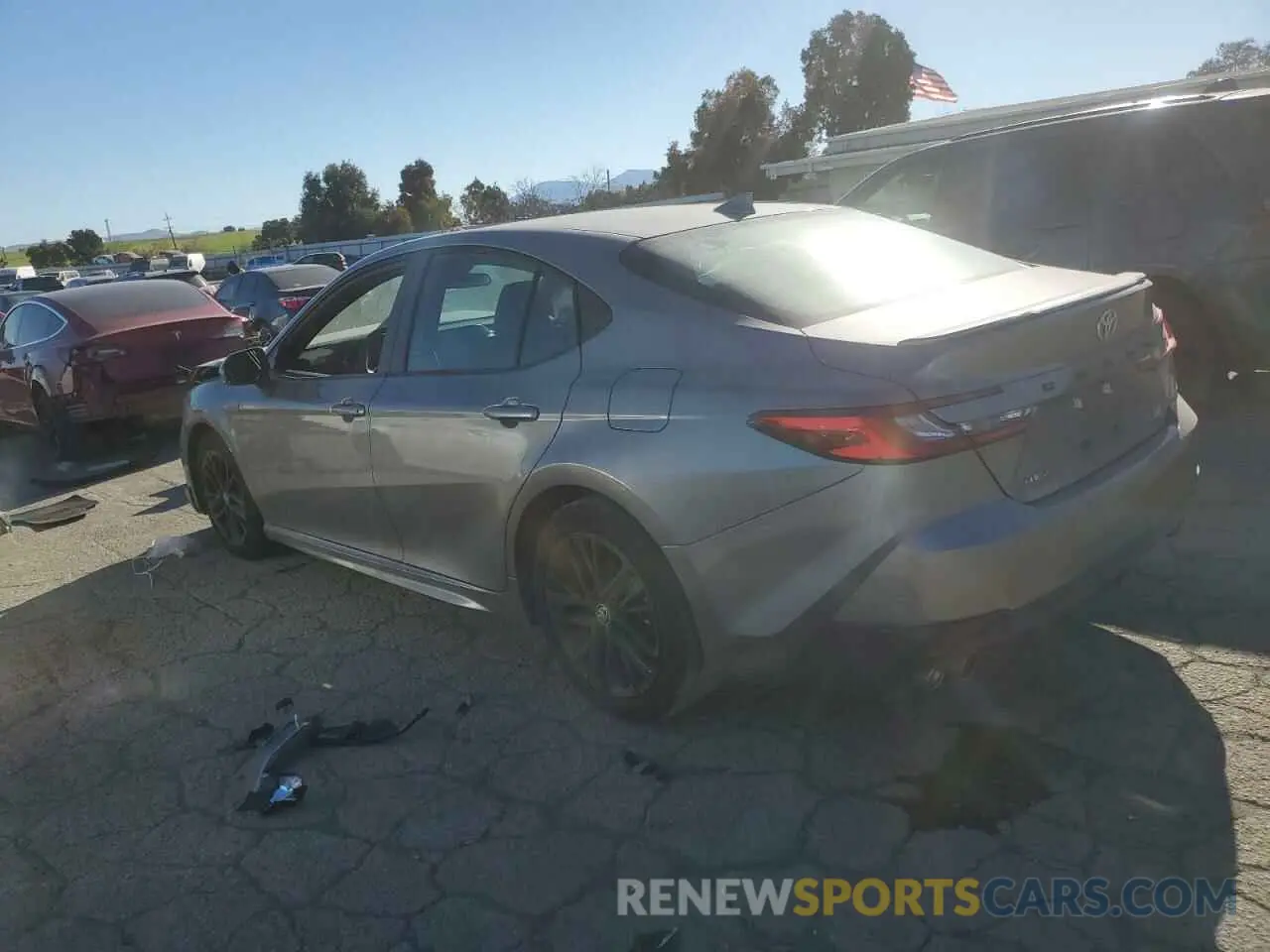 2 Photograph of a damaged car 4T1DAACK6SU548190 TOYOTA CAMRY 2025