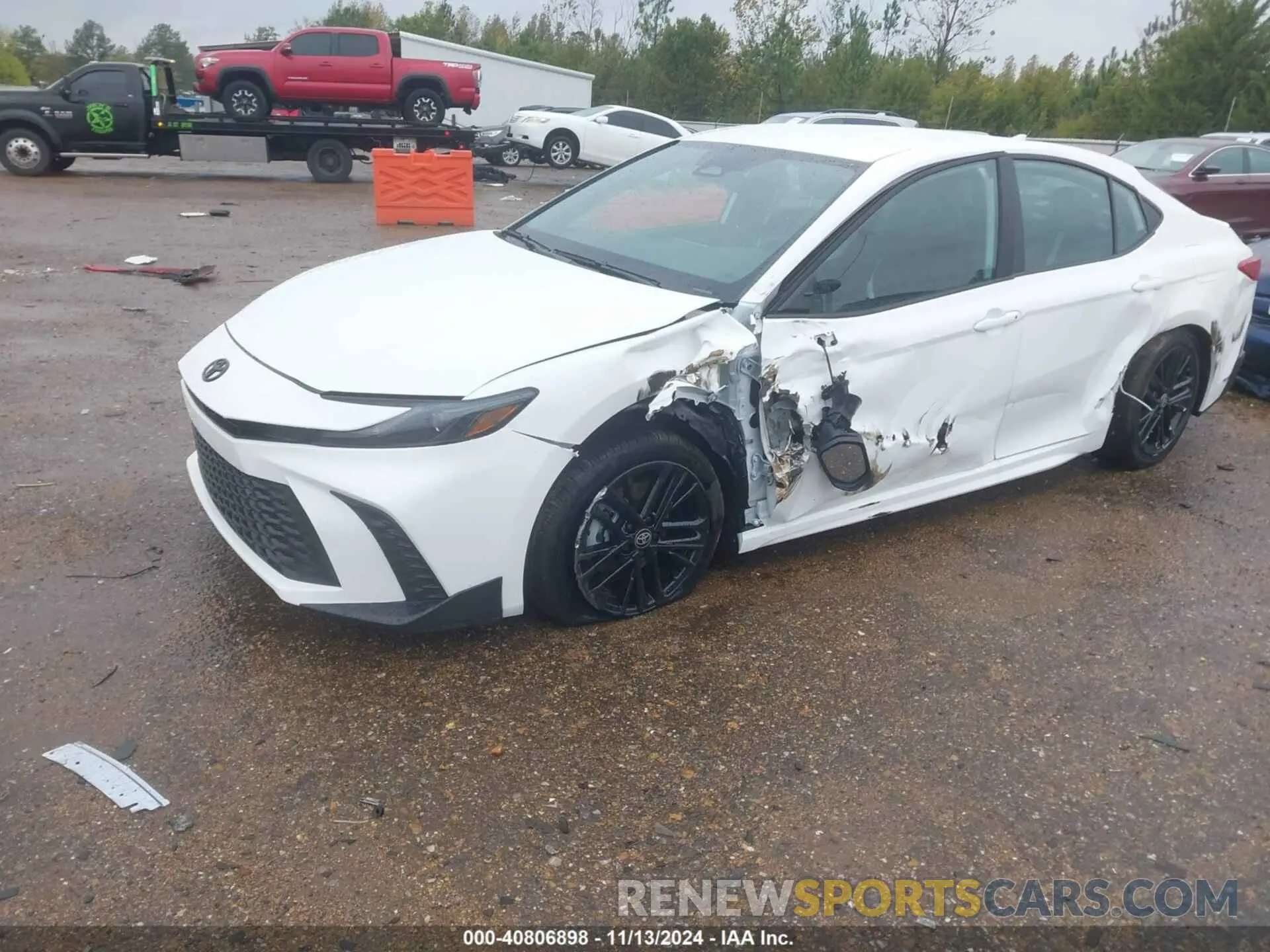 2 Photograph of a damaged car 4T1DAACK6SU550084 TOYOTA CAMRY 2025
